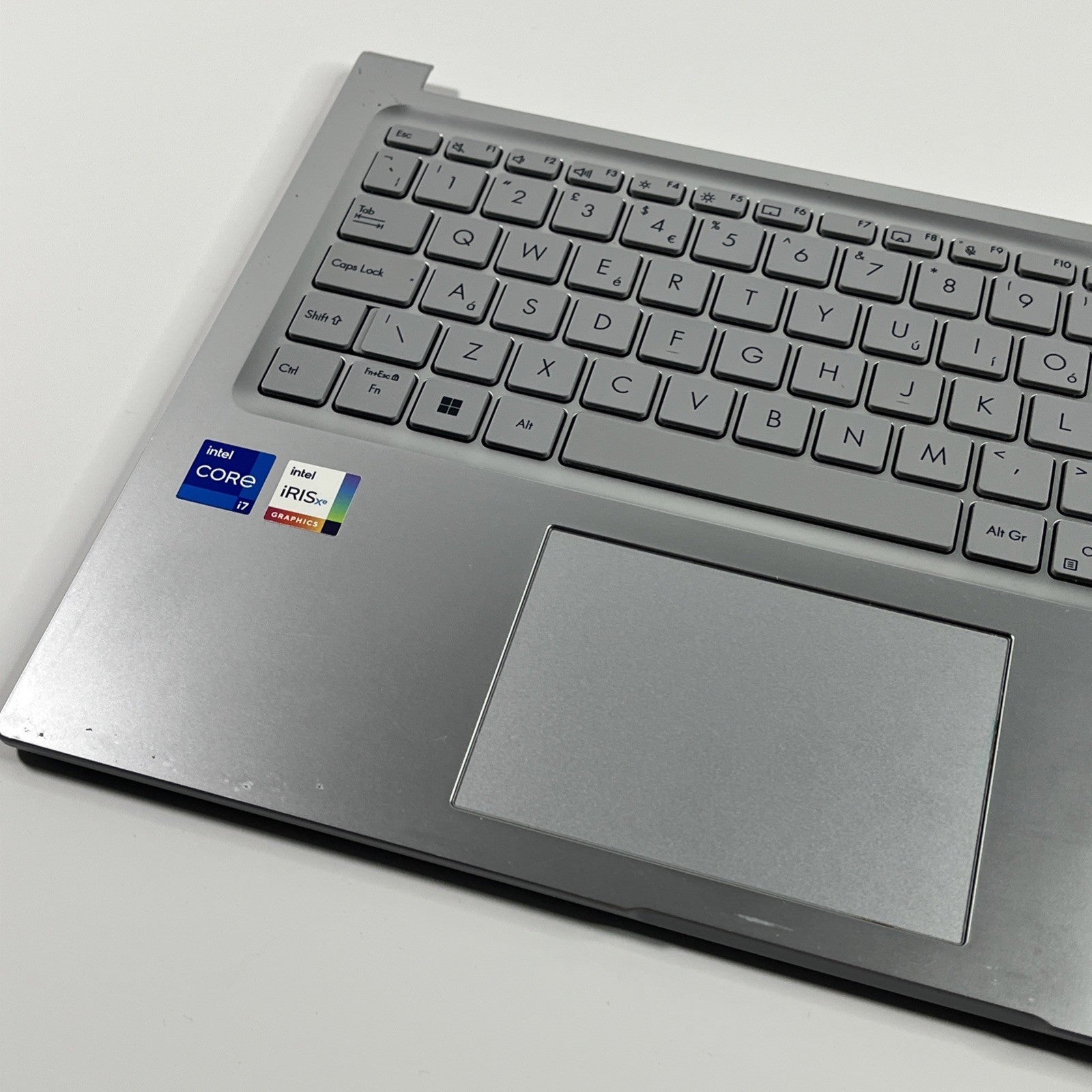 Genuine Silver Asus VB 15 X1504ZA Palmrest, Keyboard& Speaker 13N1-GVA0C01.