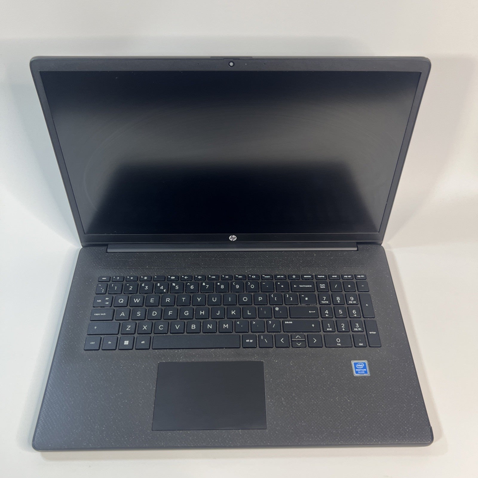 HP 17-cn0104na Laptop Intel Pentium N5030 4GB 128GB SSD 17.3 in FHD Win 11