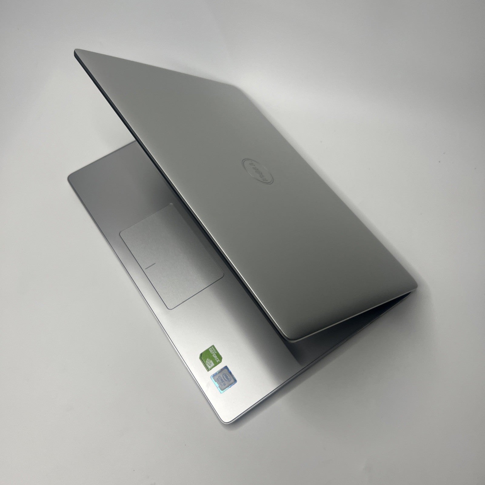 Dell Inspiron 5480 14" 256gb SSD 8GB RAM Intel Core I5-8265U Laptop Windows 11