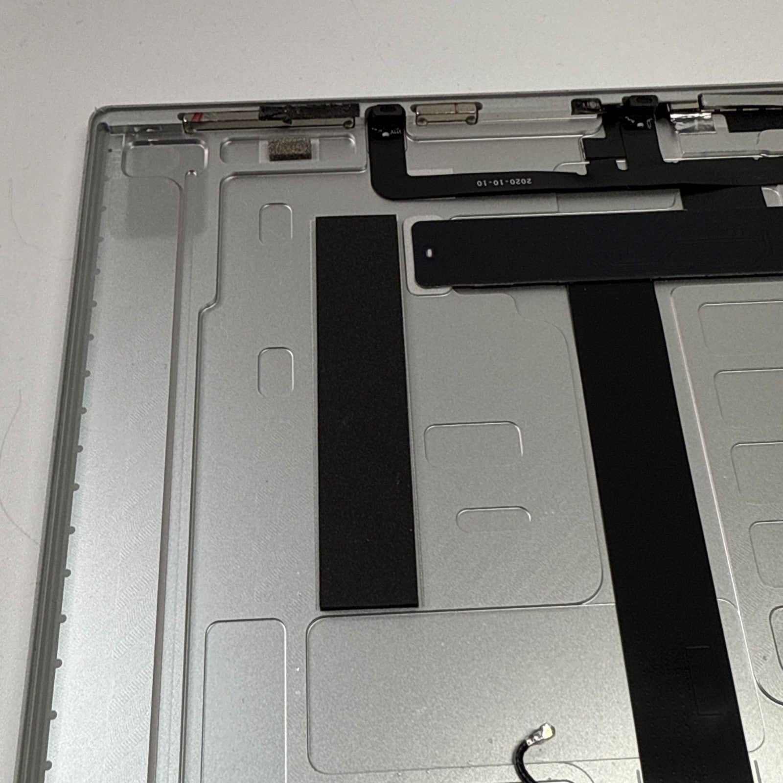 Razer Book 13 RZ09-0357 Top Lid Rear cover (No Screen cable) Silver 13141553