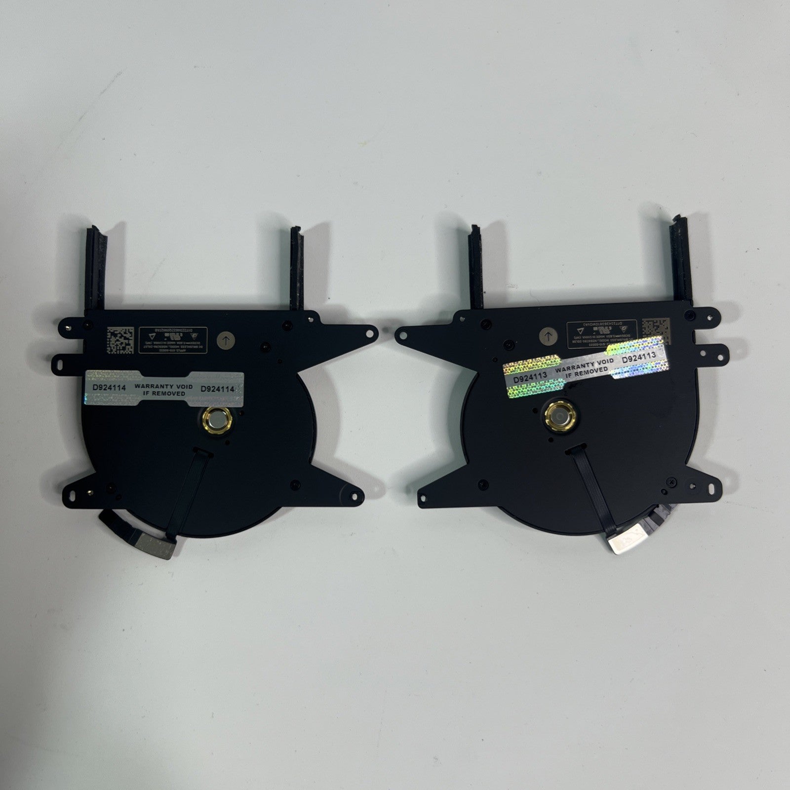 Genuine Apple MacBook Pro 14” A2442 Cooling Fans Left + Right Pair – EMC 3650 