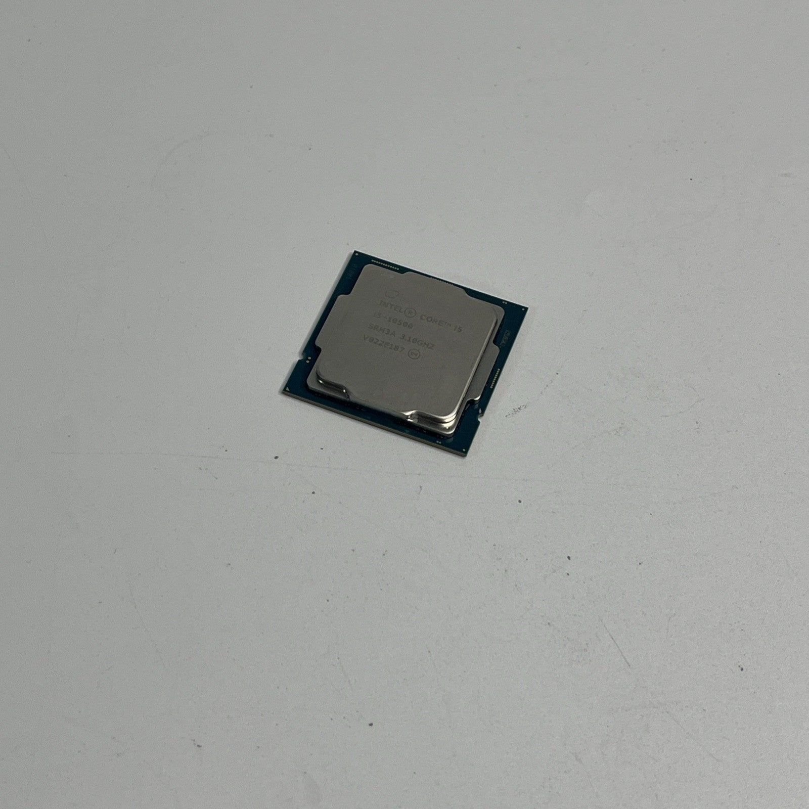 Genuine Apple iMac 27" Retina 5K 2020a2115 CPU i5-10500 3.10 GHZ.