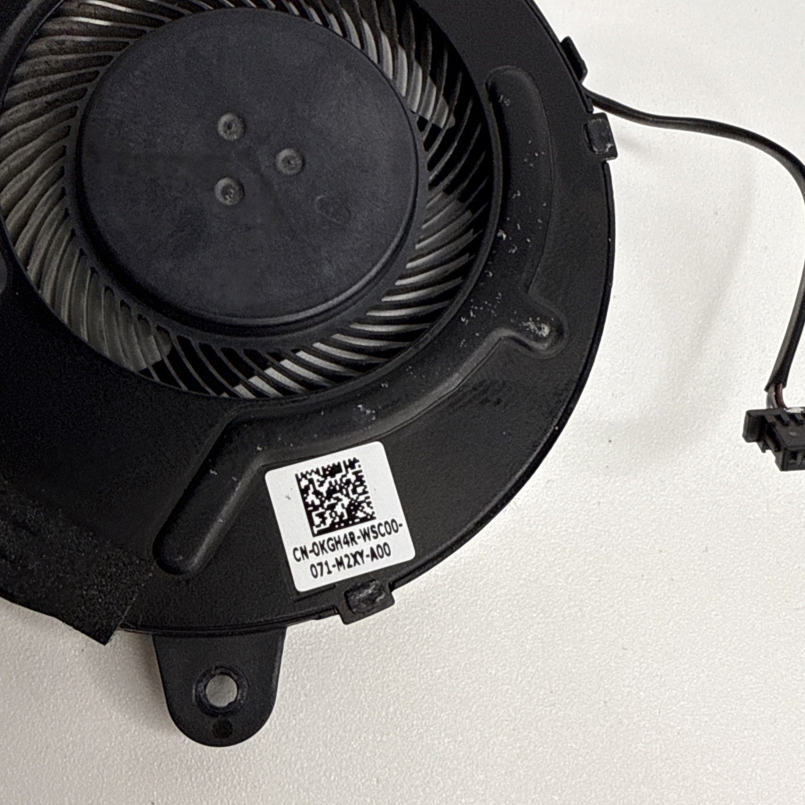 0KGH4R CPU LEFT Fan For DELL Inspiron 7500 7501 Vostro 7500 P102F KGH4R