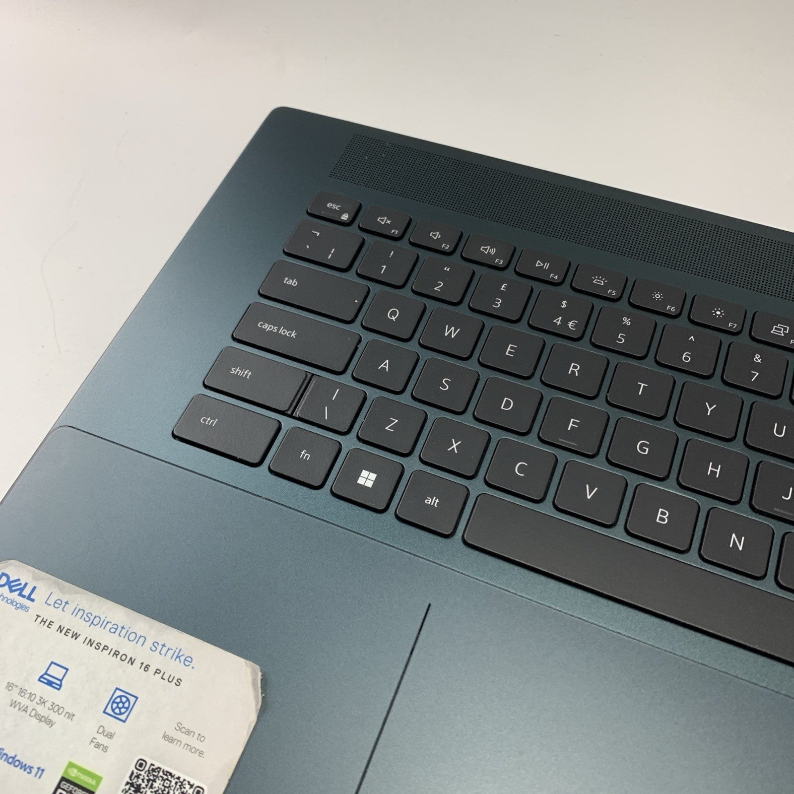 Dell Inspiron 16 7620 Complete Palmrest Assembly UK Keyboard  0RYX3M