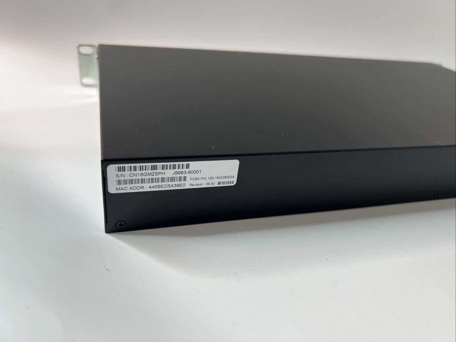 HPE OfficeConnect 1820 Series Switch J9983A