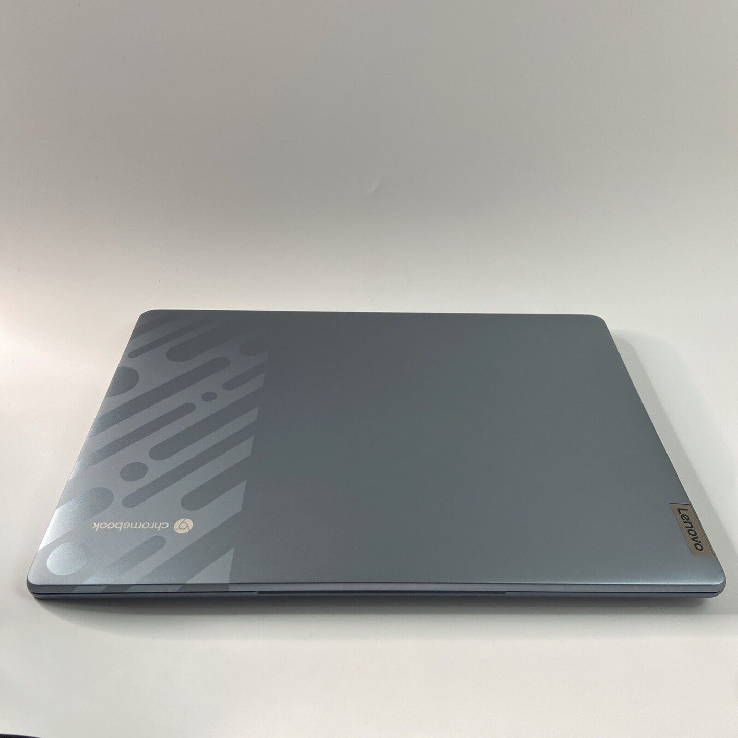 Lenovo IdeaPad 5 Chrome 16IAU7 16" i5-12th Gen 8GB RAM 256GB SSD Chrome OS