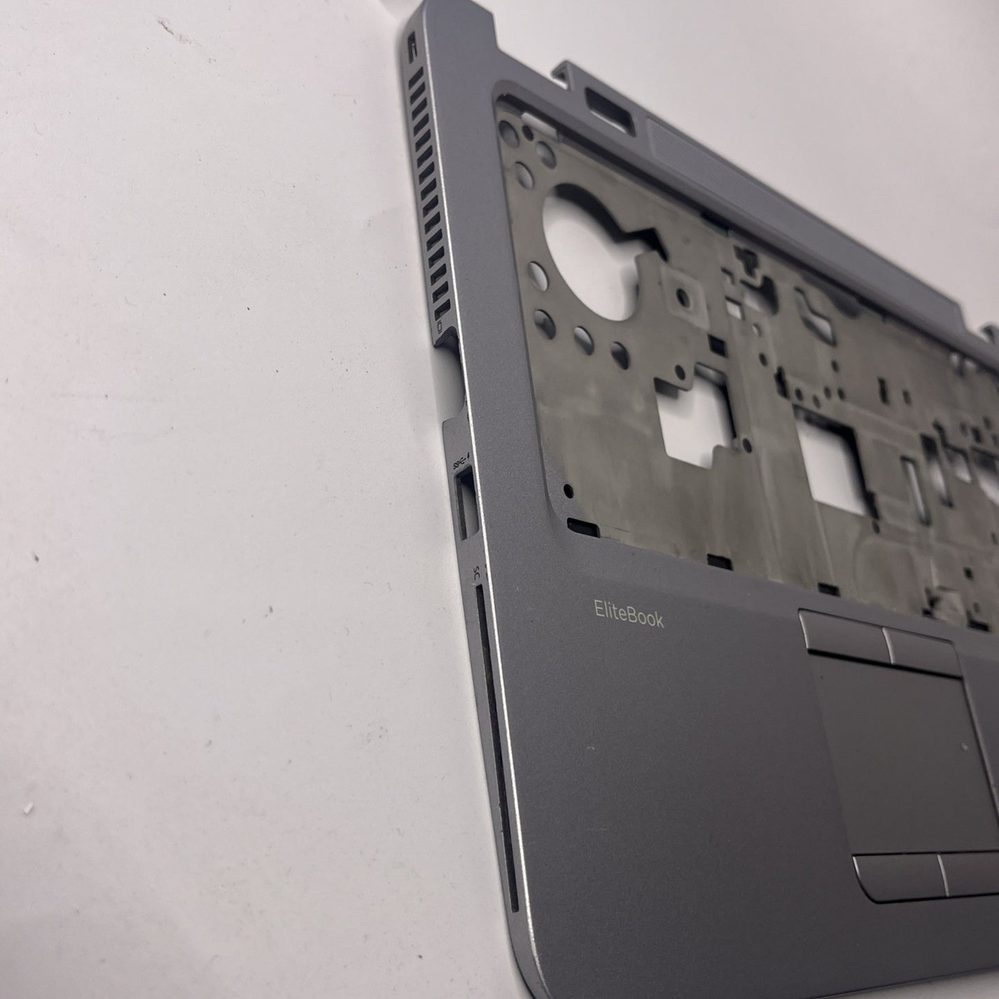 Genuine Silver HP EliteBook 820 G3  Palmrest + Touchpad Trackpad 821692-001