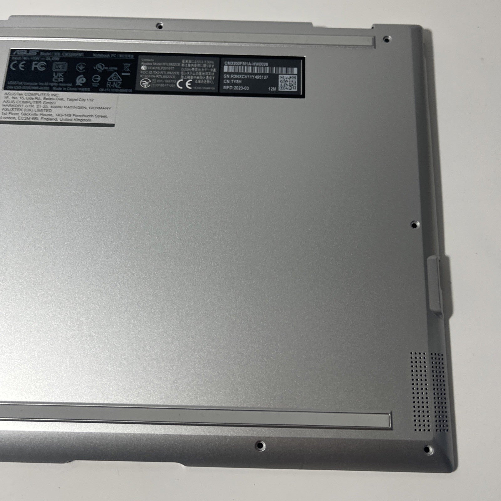 Genuine Silver Asus Chromebook Flip CM3200FM1 Base Cover Bottom Case 13N1-DKA021