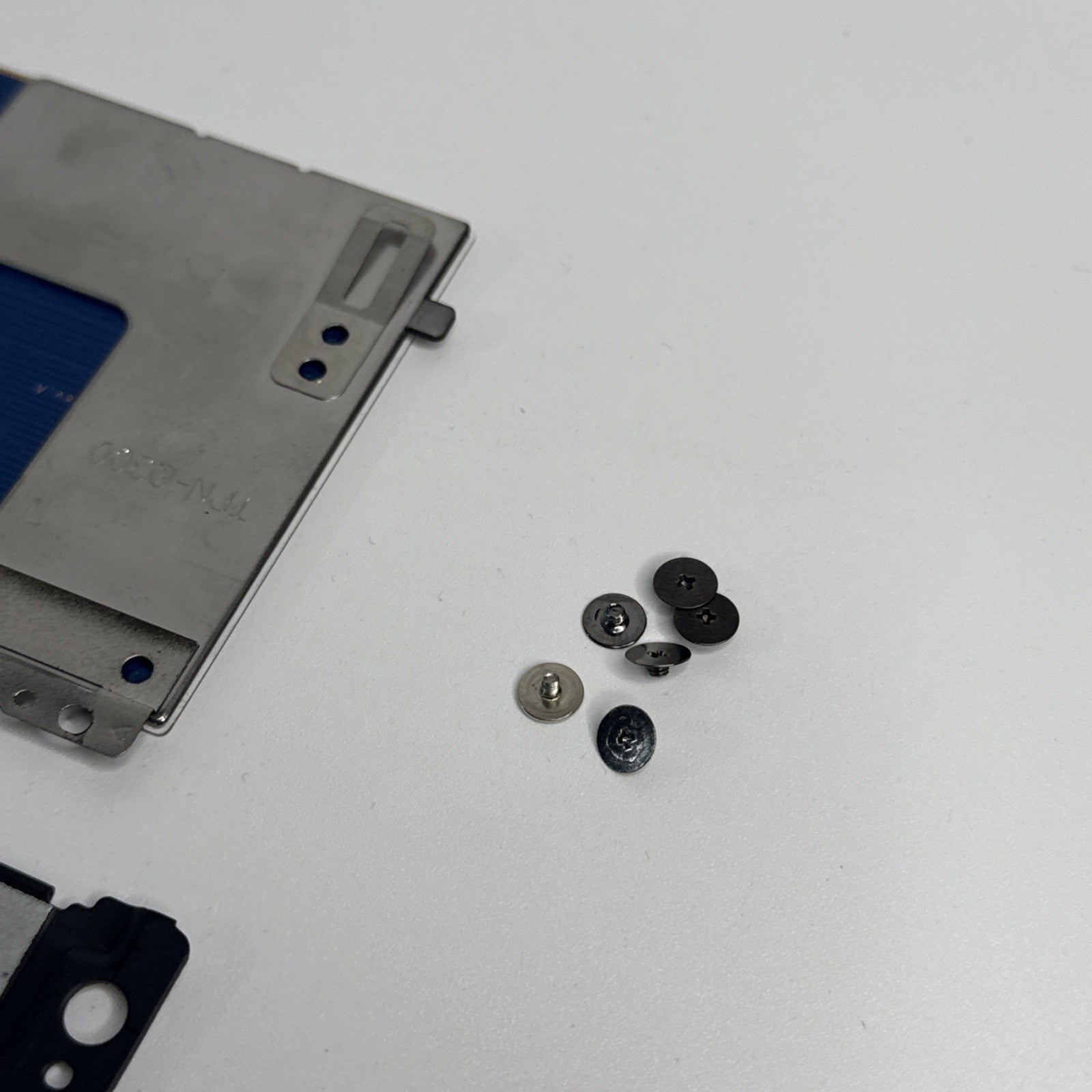 HP Chromebook 14A-NF0002SA Laptop Touchpad Trackpad Mouse & Screws