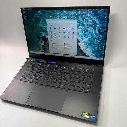 Razer Blade 15 Advanced RZ09-0421 Intel i7-12800H 32GB RAM 1TB SSD RTX 3080Ti