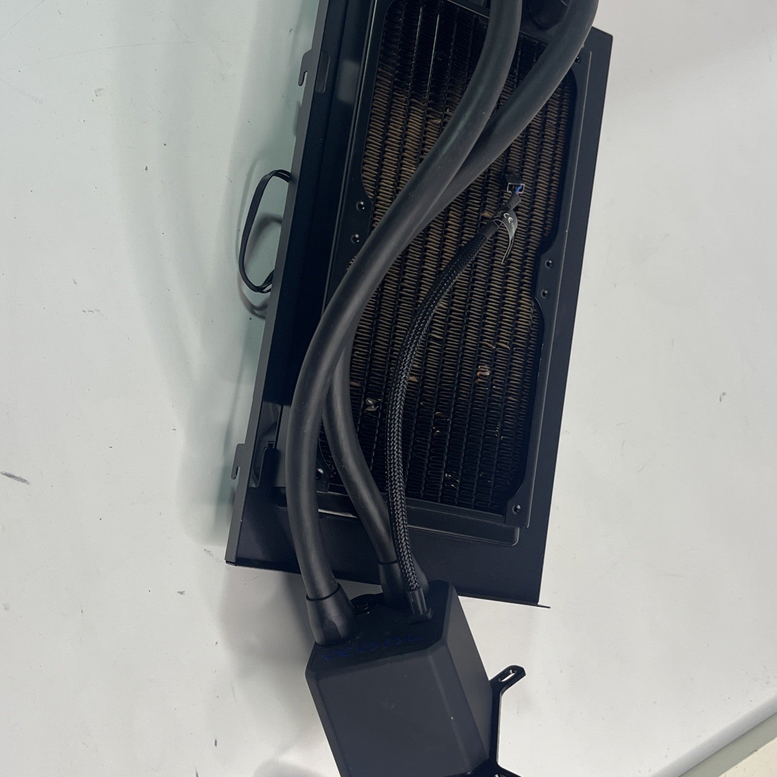 Alphacool Eisbaer Aurora 240mm AIO CPU Cooler aRGB Copper Radiator LGA1700 AM5
