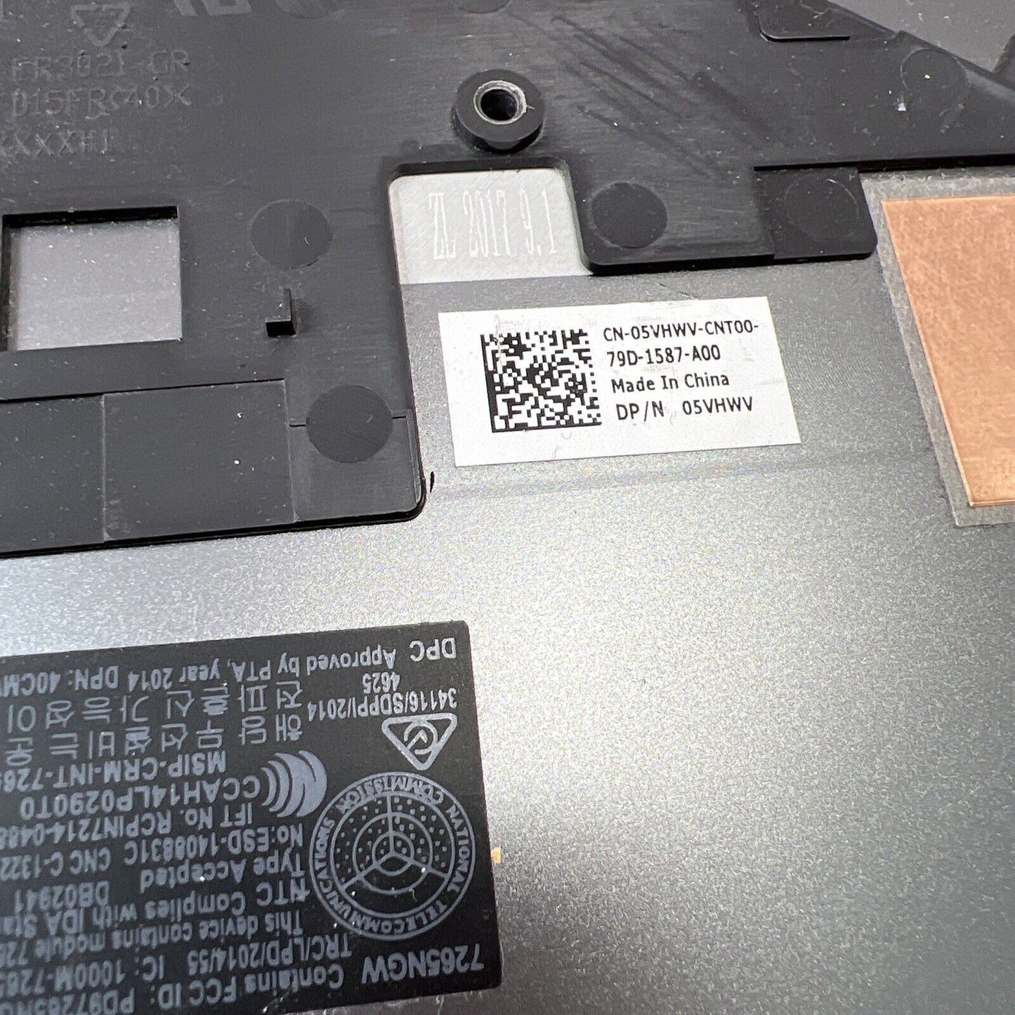 Genuine Dell Inspiron 13 7373 Bottom Base Cover Door Chassis 05VHWV