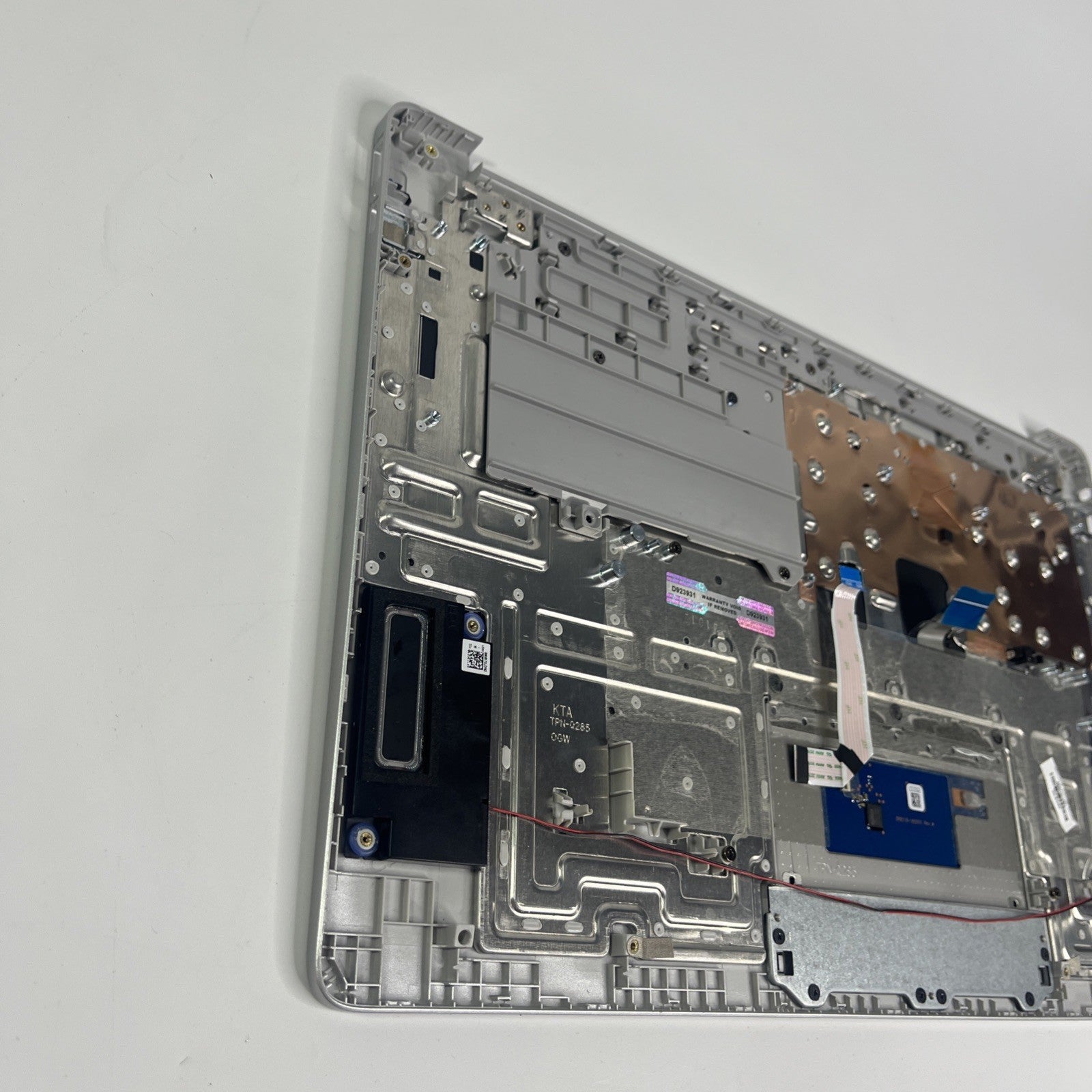 HP Silver Chromebook 15a-na0005sa Palmrest, Keyboard,speakers, Touchpad