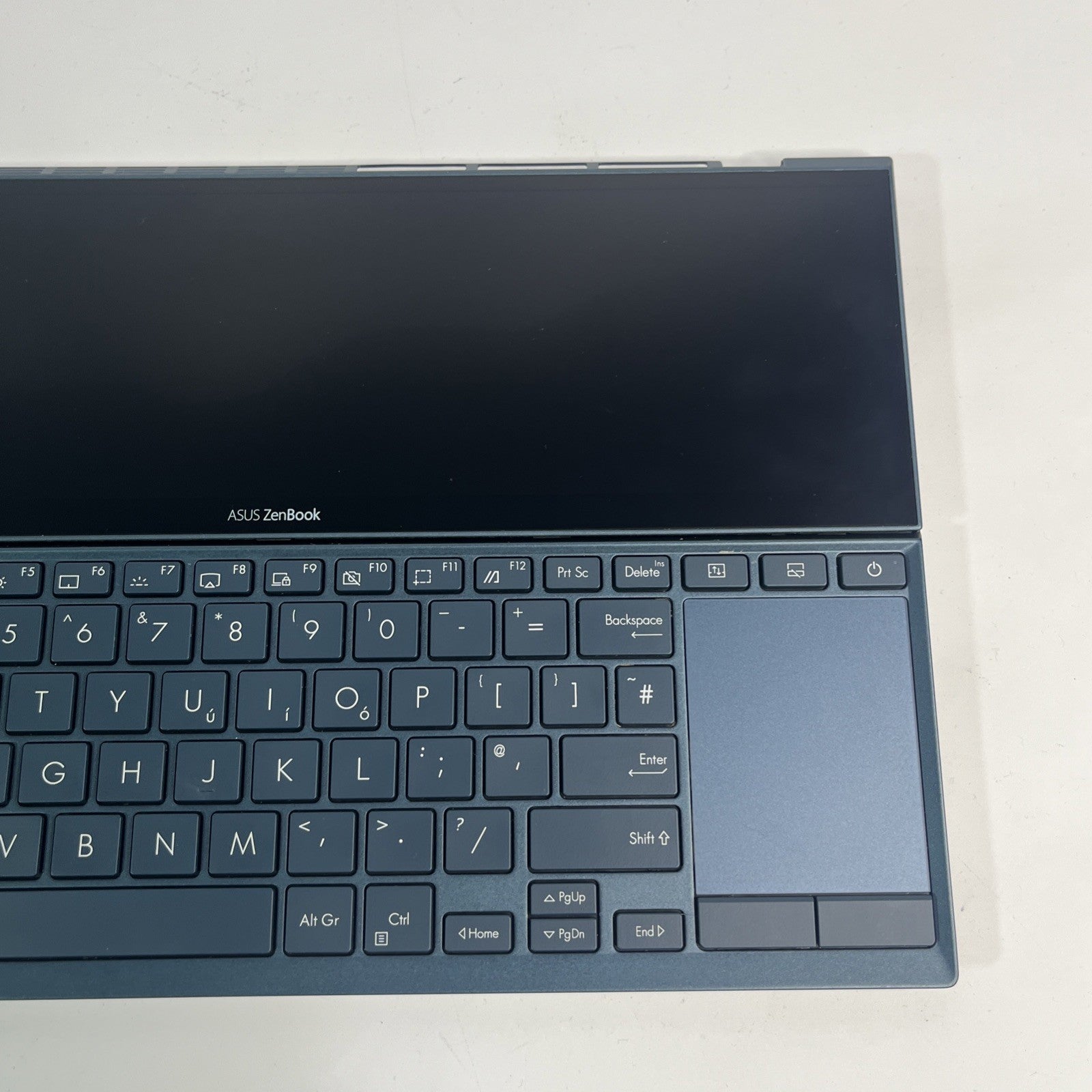 Asus Zenbook UX482EAR Palmrest Cover & Small Screen Touchpad UK 13N1-BVA0C01
