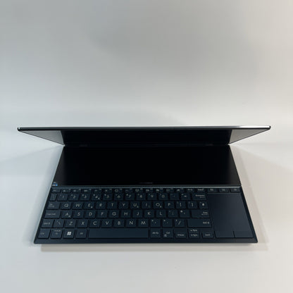 ASUS ZenBook Duo UX482EAR 14”Core I7-11957G 16GB RAM 1 TB SSD Windows 11