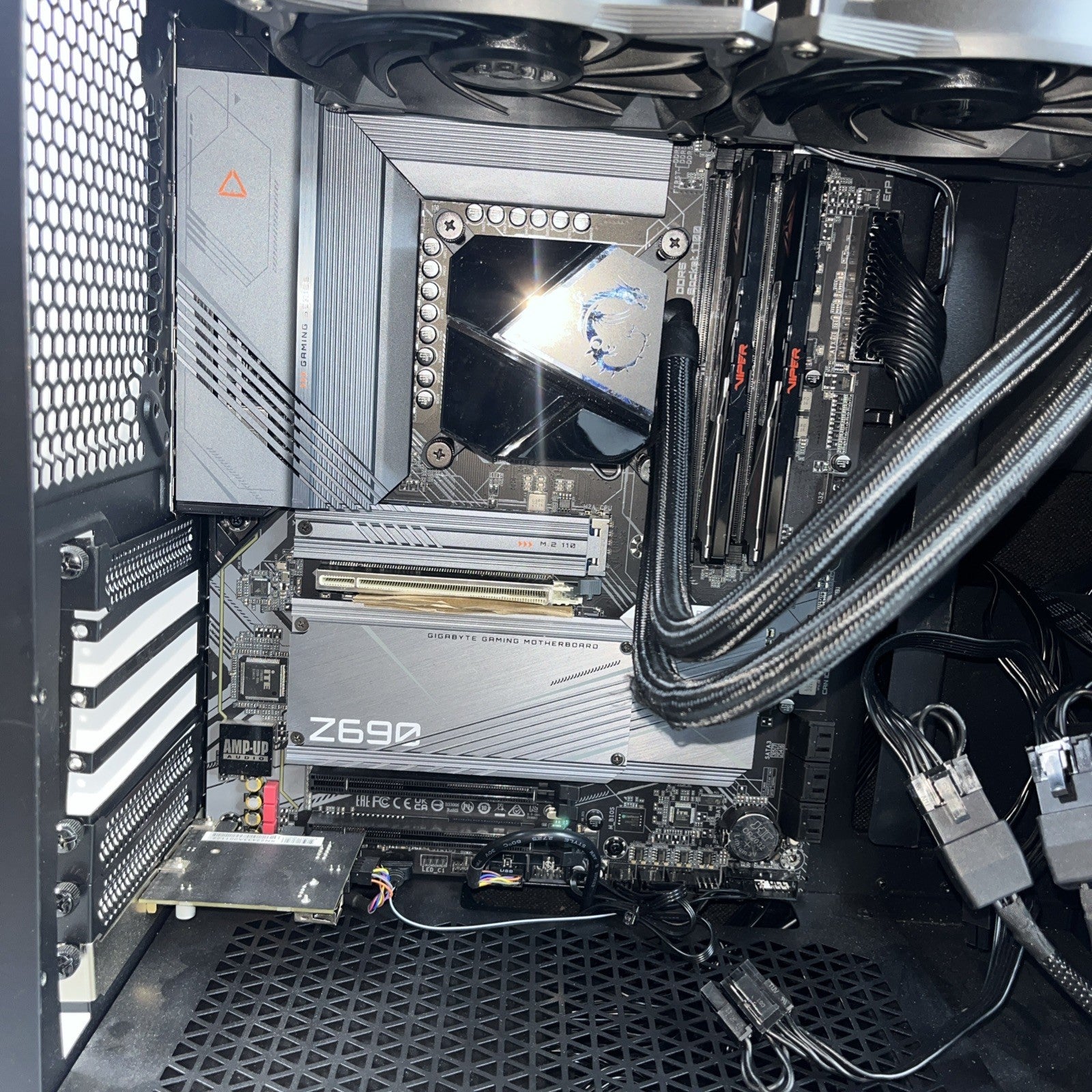 BE QUITE! Gaming PC i7-13700KF 32GB RAM 1TB SSD Gigabyte MB Z690 Gaming X