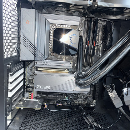 BE QUITE! Gaming PC i7-13700KF 32GB RAM 1TB SSD Gigabyte MB Z690 Gaming X