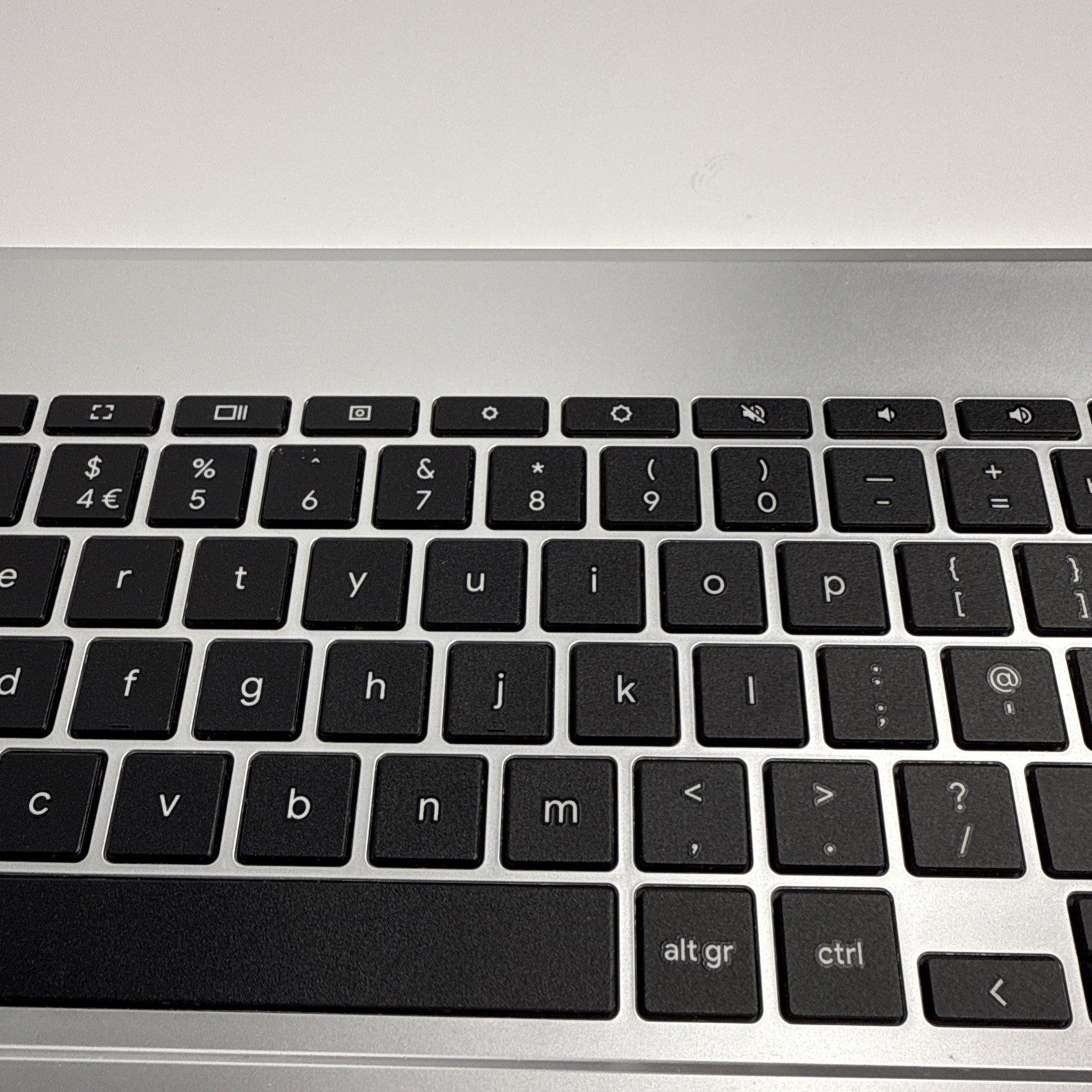 Asus Chromebook CX1500CKA Palmrest Cover UK Keyboard 13N1-D9A0311 Grade A