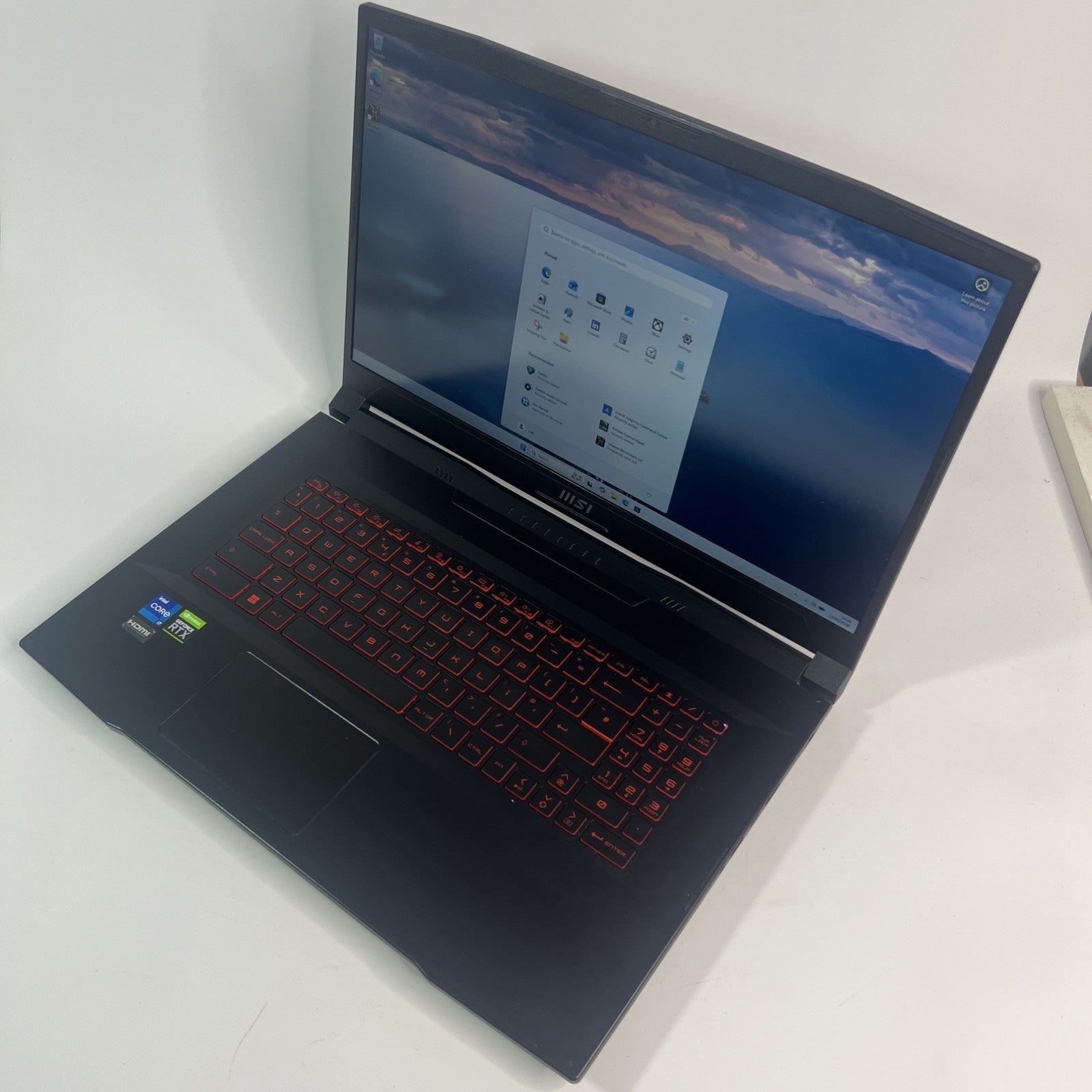 MSI Katana G76 12UE Core  i7-12700H RTX 3060 16GB RAM 512GB SSD 17.3” – Grade B