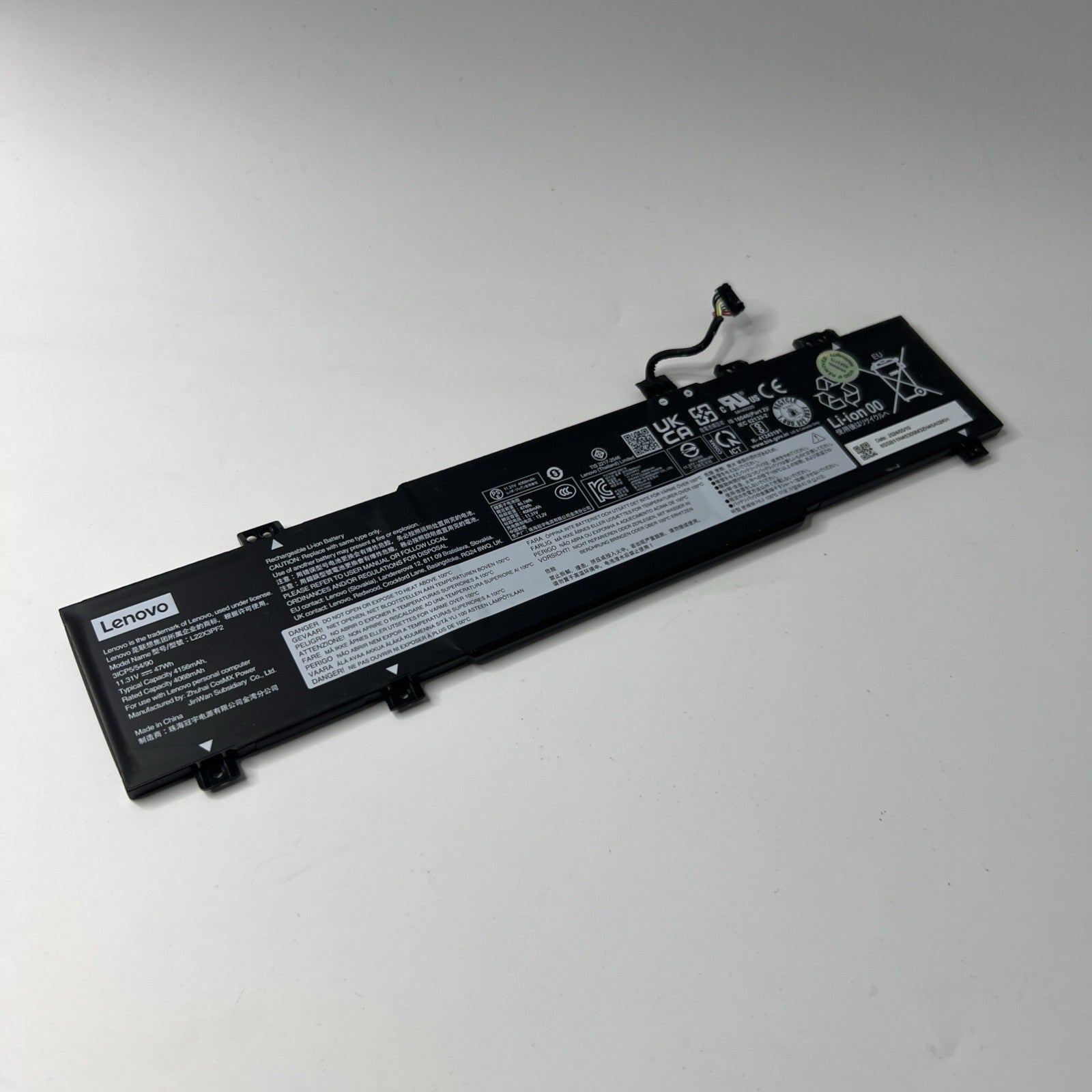 Genuine Lenovo Ideapad Slim 3 14IAH8 Series L22X3PF2 Laptop Battery 4156mAh | 