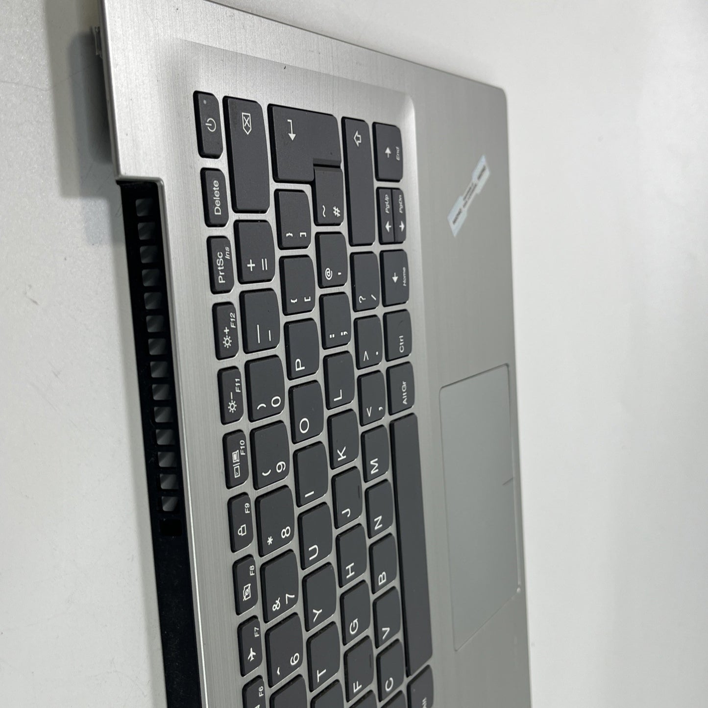 Genuine Silver Lenovo IdeaPad 320S-14IKB Palmrest Keyboard, Touchpad & Speakers.