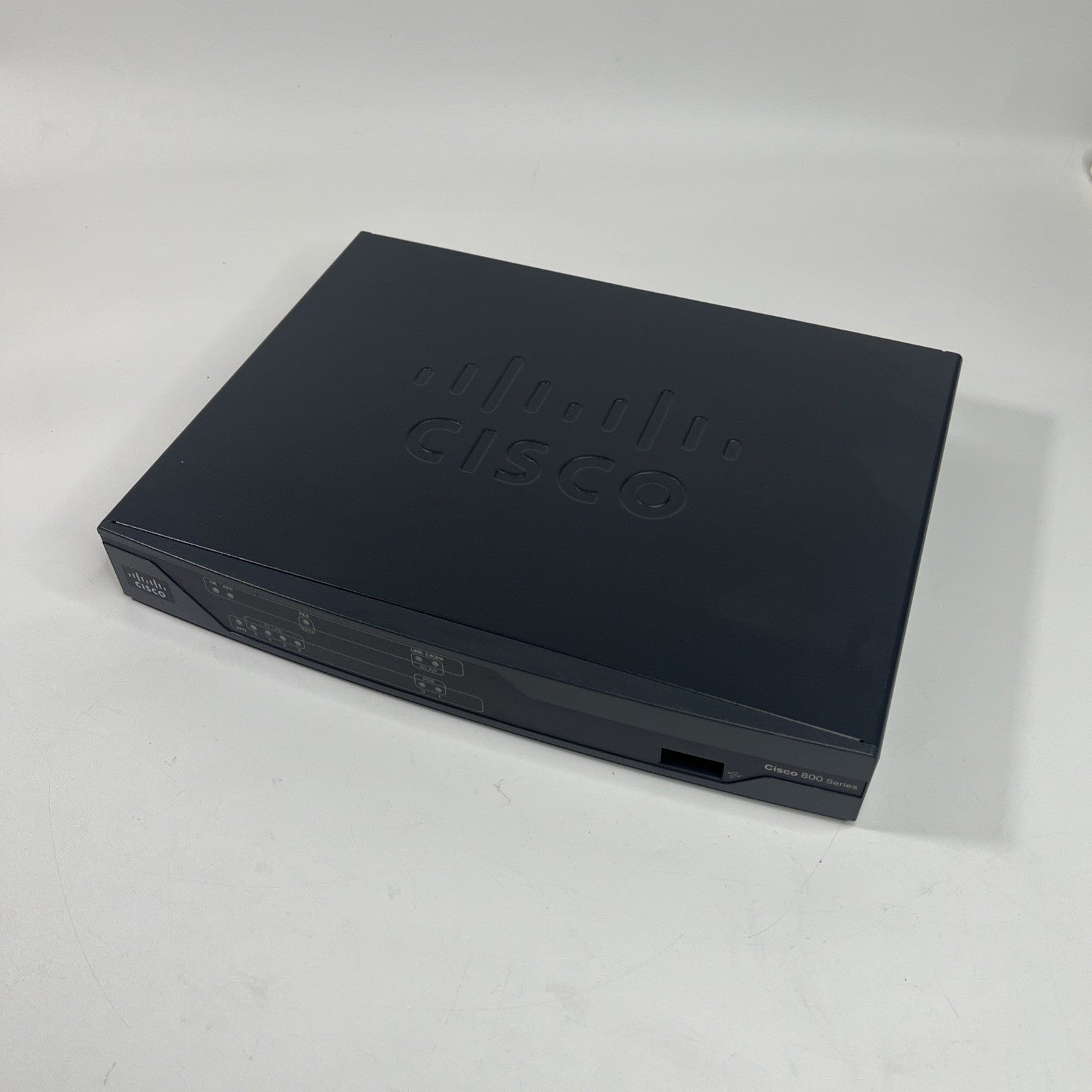 CISCO 881 Router IP Services Ethernet 800 Series