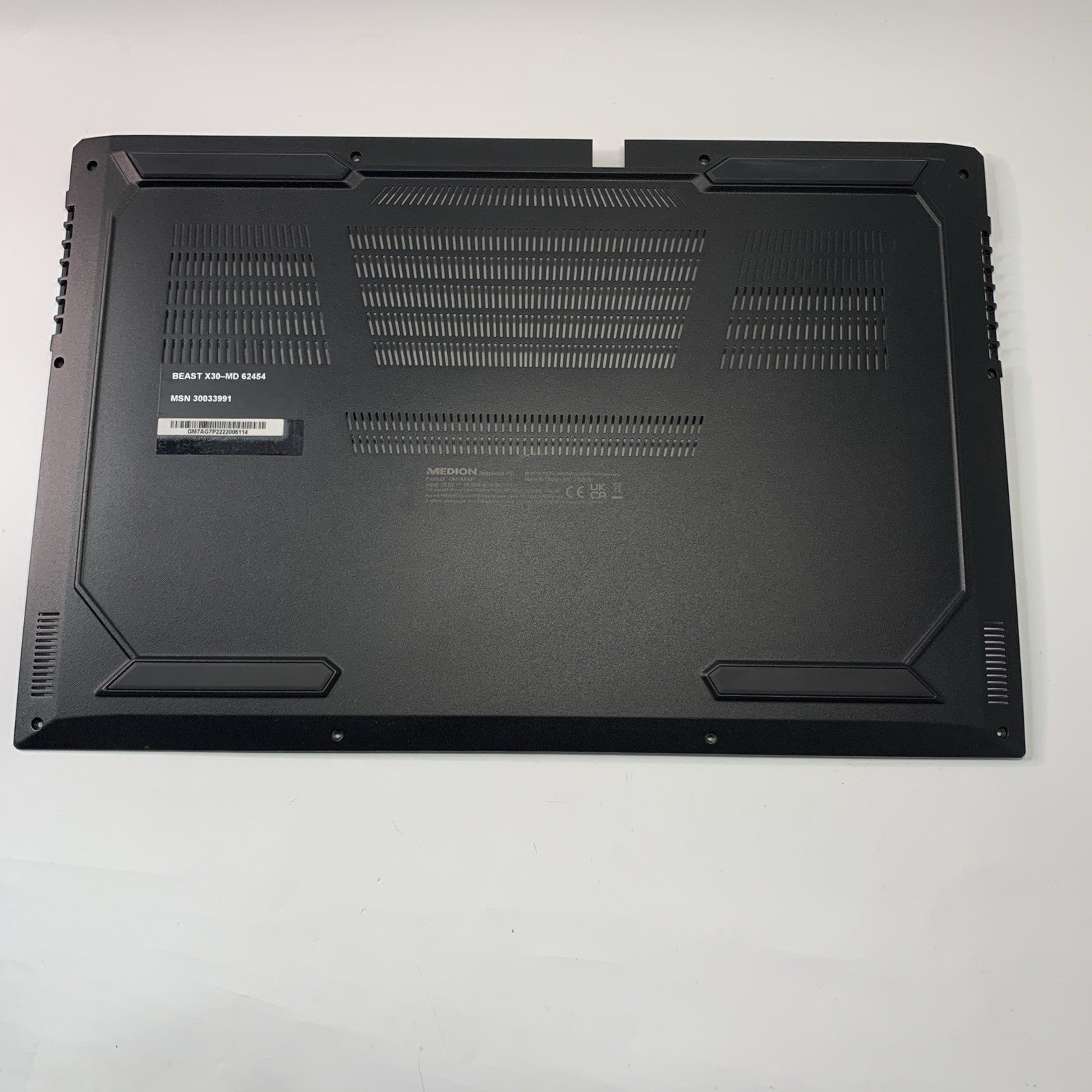 Medion Erazer Beast X30  17.3" Bottom Base Cover Lower Case  PMARG7PD10 Grade A