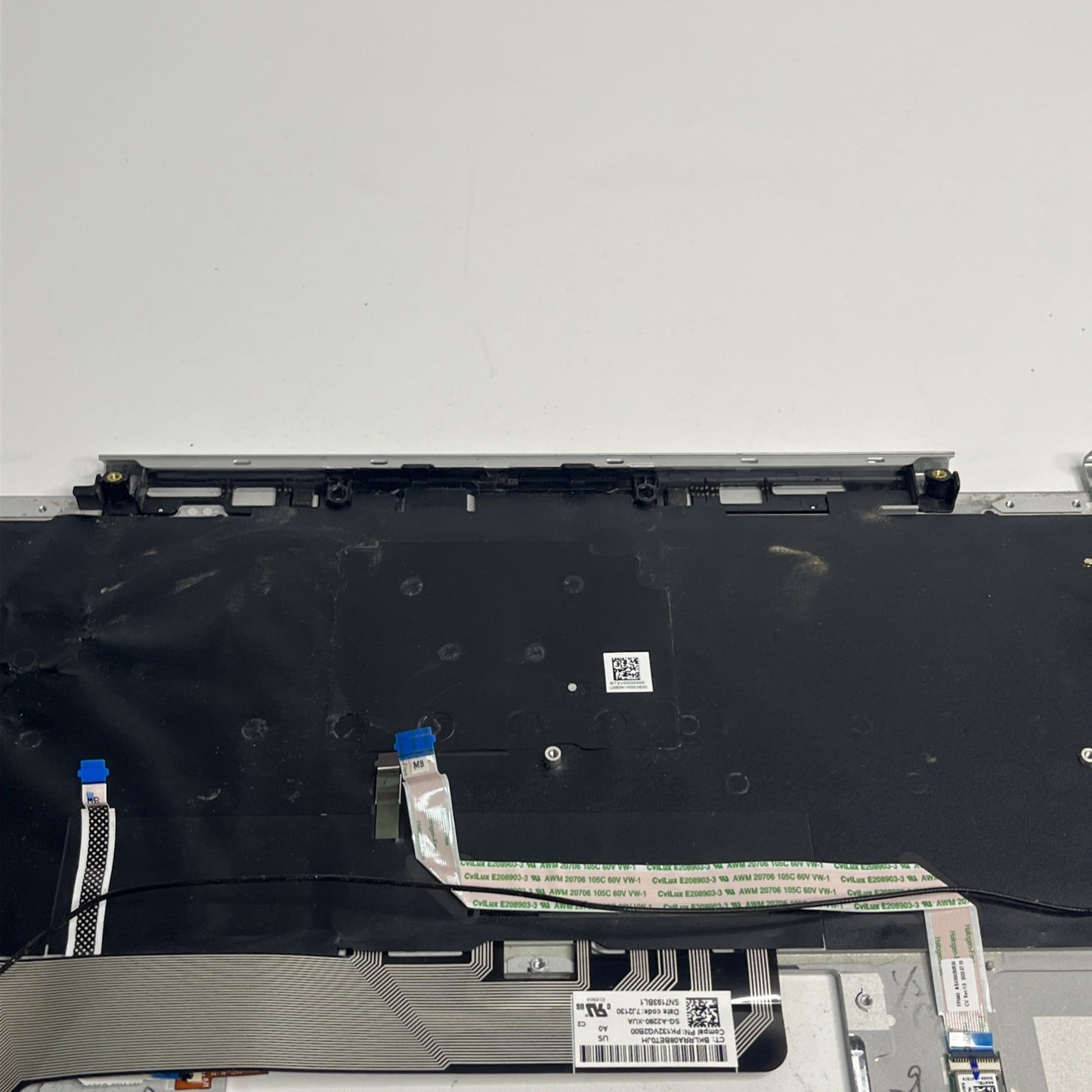 Genuine HP EliteBook x360 1040 G7 M16931-031 Backlit UK Keyboard Palmrest