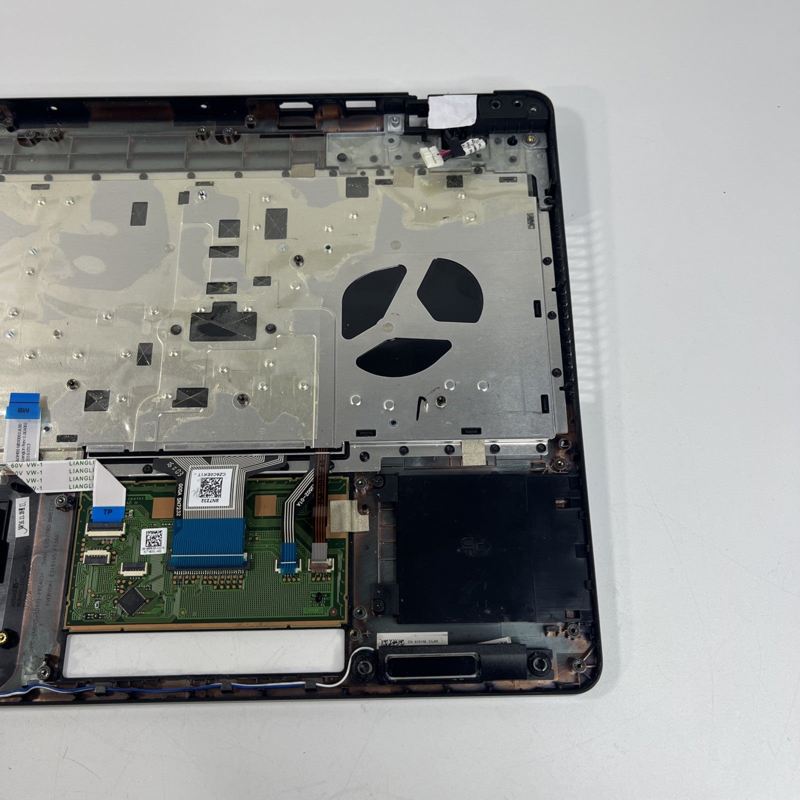 Genuine Black Dell Latitude E5570 Palmrest , Touchpad & Speakers. Missing Keys.