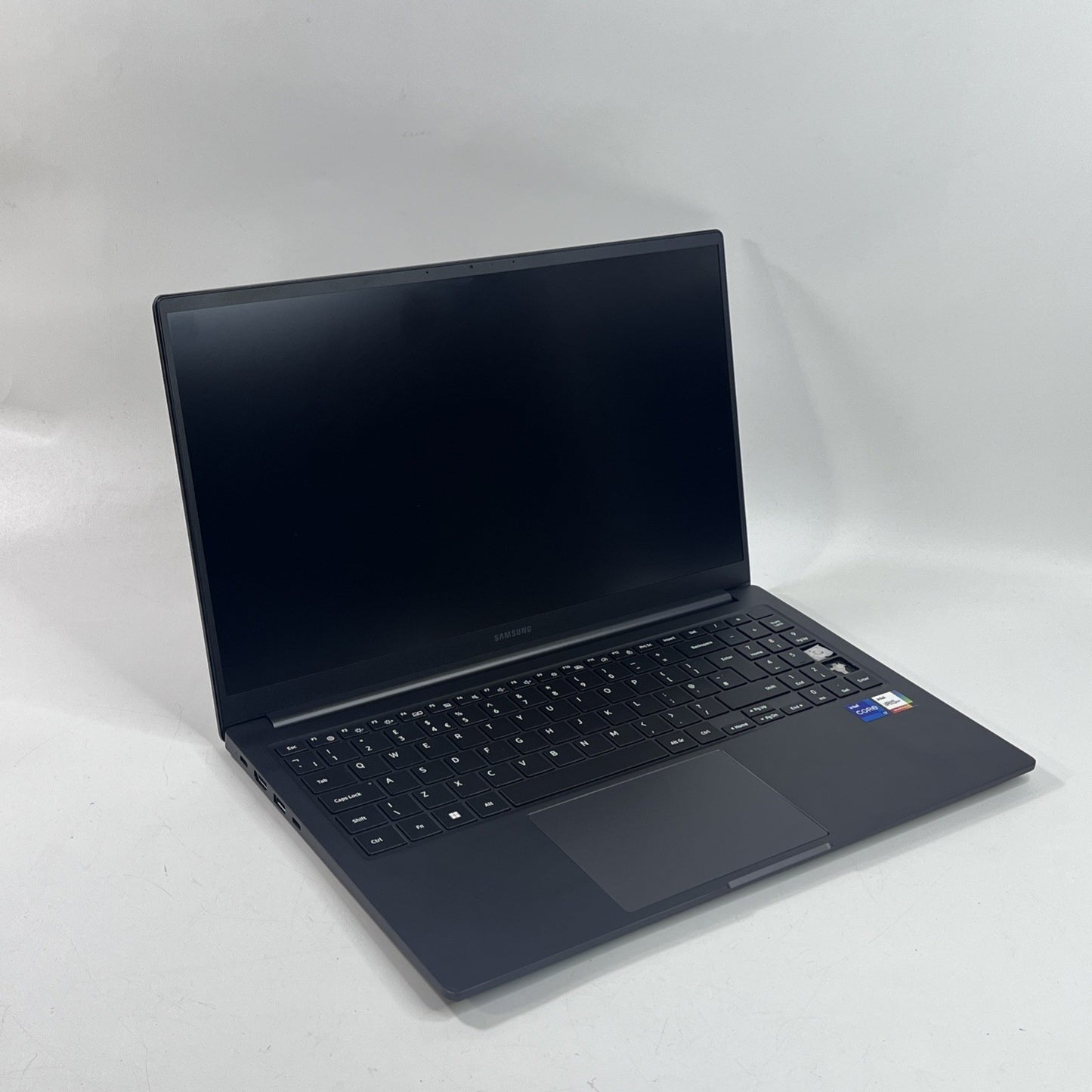 SAMSUNG Galaxy Book3 750XFG 15.5 In , i7-13th GEN 8GB RAM 512GB NVME SSD Grade A