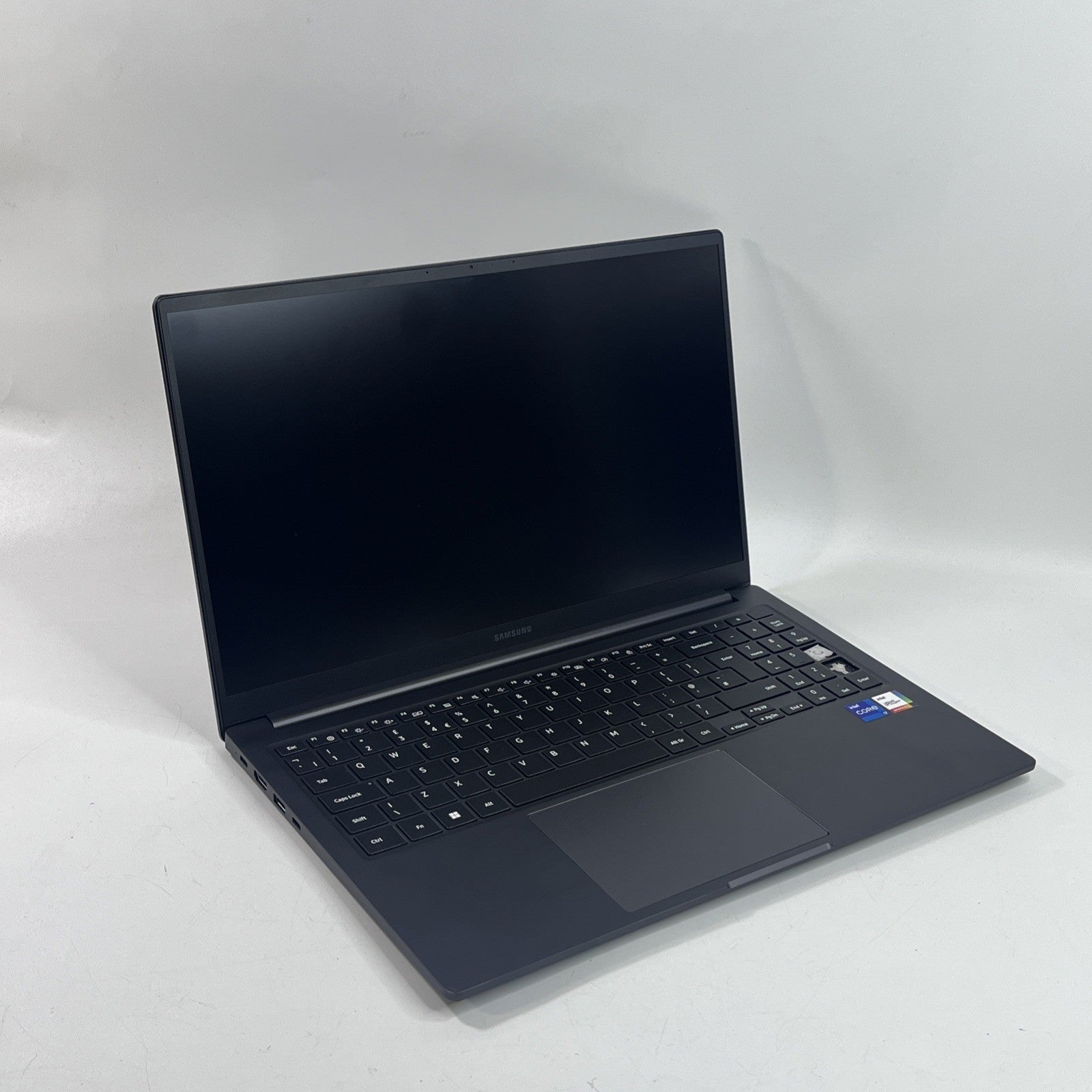 SAMSUNG Galaxy Book3 750XFG 15.5 In , i7-13th GEN 8GB RAM 512GB NVME SSD Grade A
