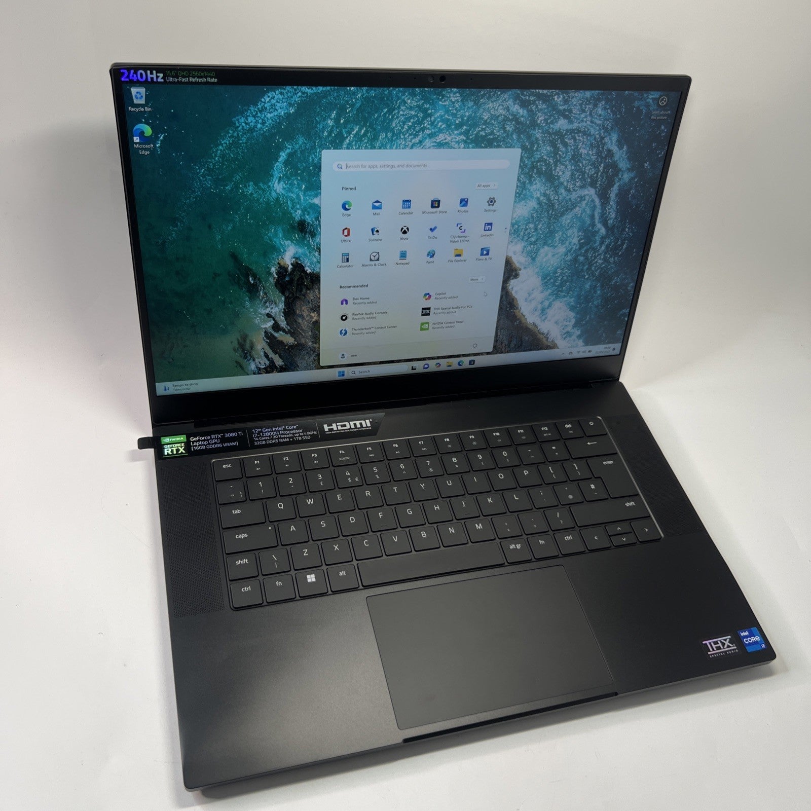 Razer Blade 15 Advanced RZ09-0421 Intel i7-12800H 32GB RAM 1TB SSD RTX 3080Ti
