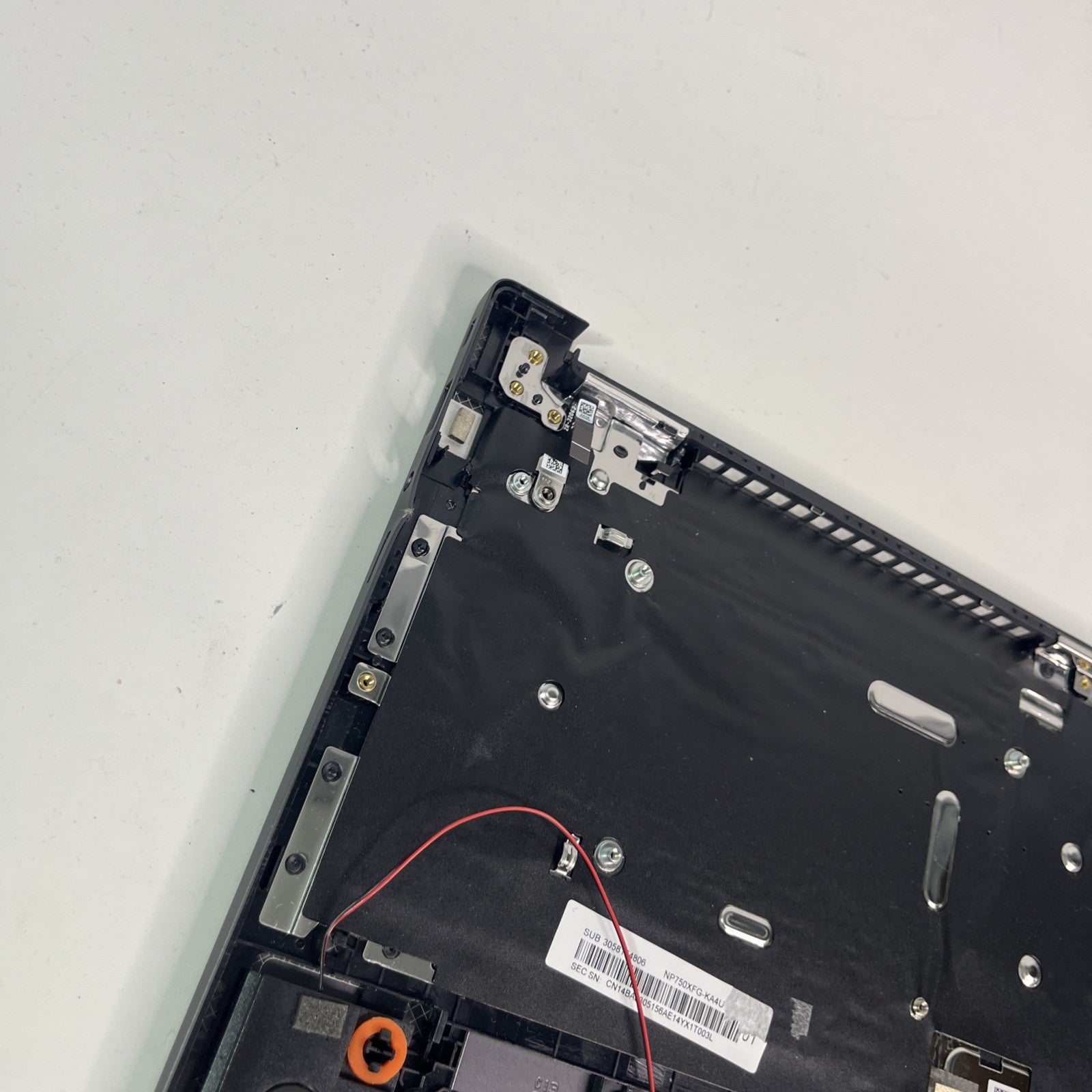 Samsung Galaxy Book3 NP750XFG Complete Palmrest &Speaker Missing Keys. #G B
