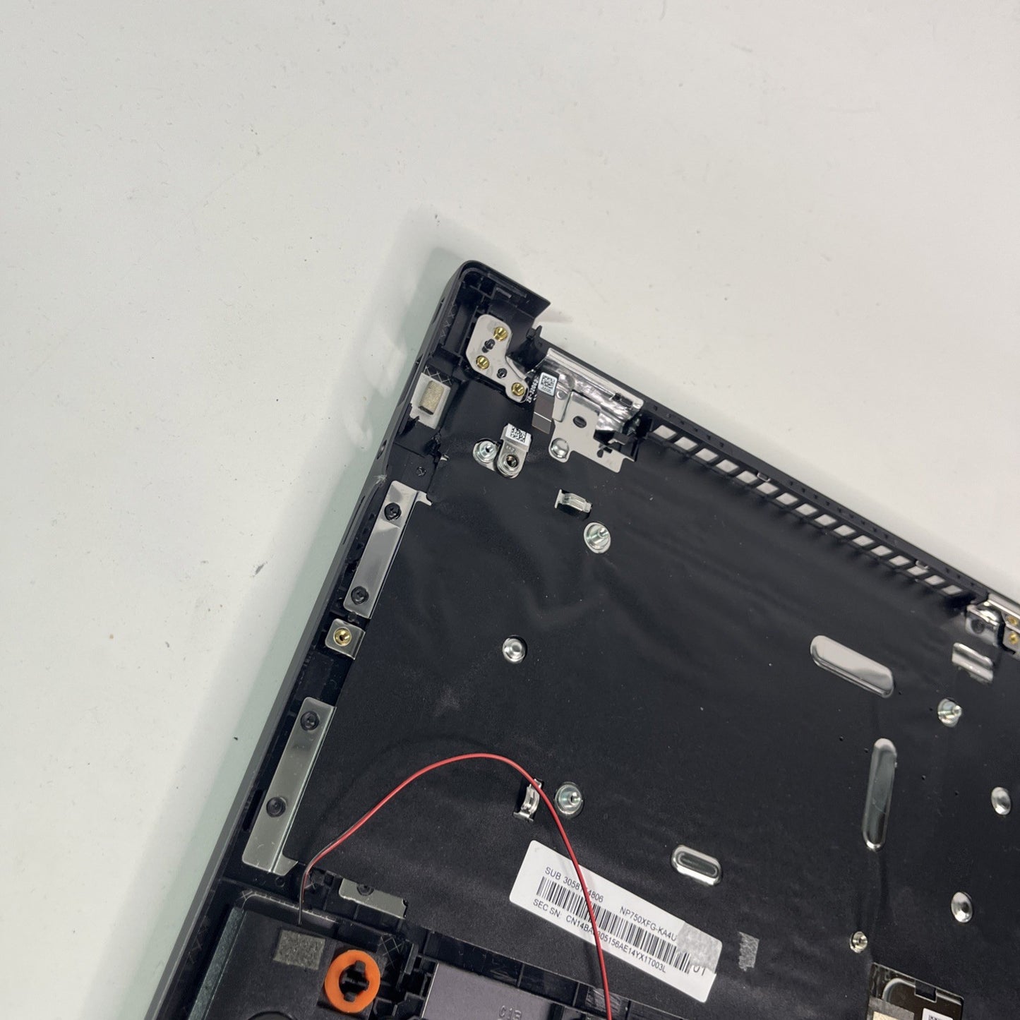 Samsung Galaxy Book3 NP750XFG Complete Palmrest &Speaker Missing Keys. #G B