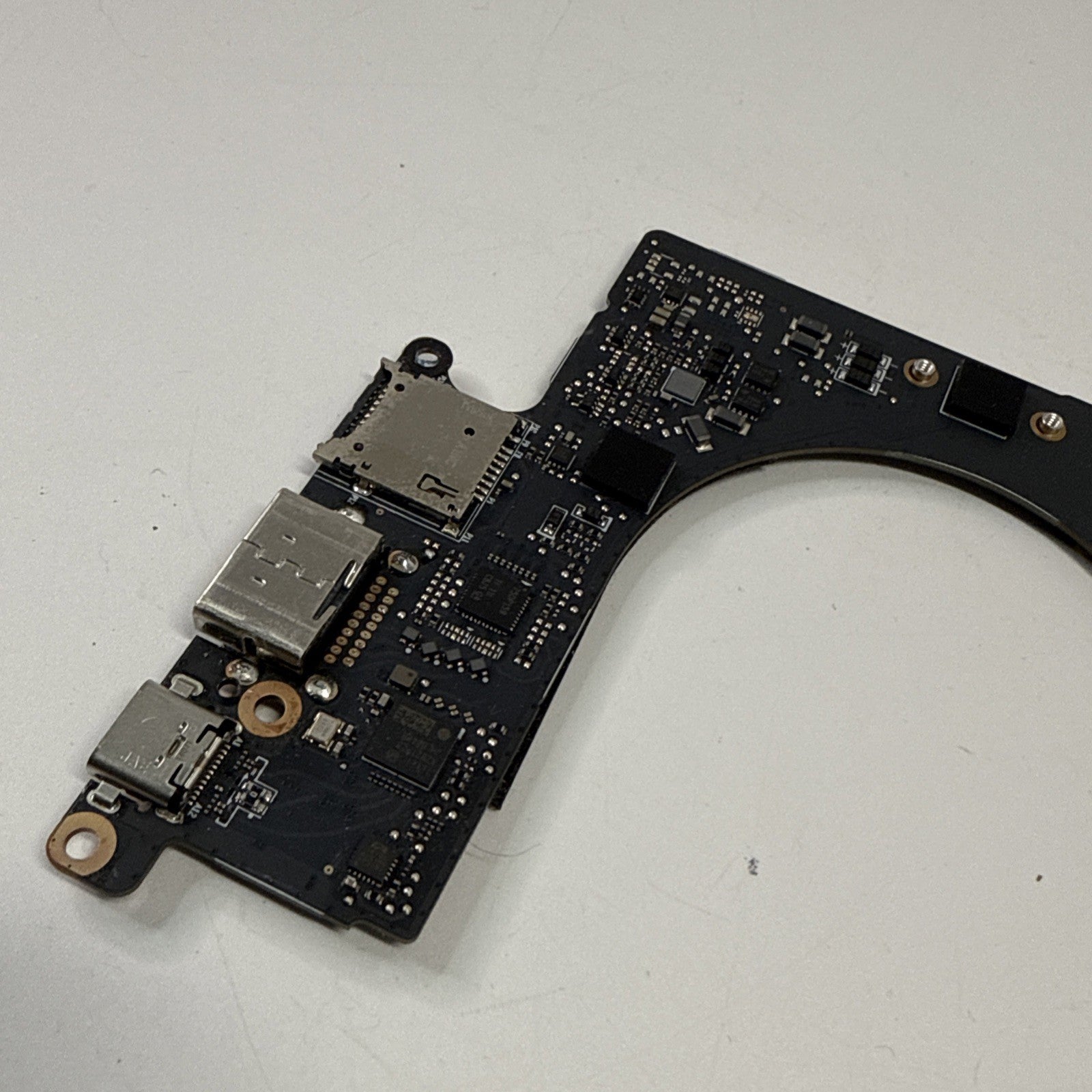 Razer Book 13 RZ09-0357 Intel EVO i5 11th Gen Motherboard (WORKING)