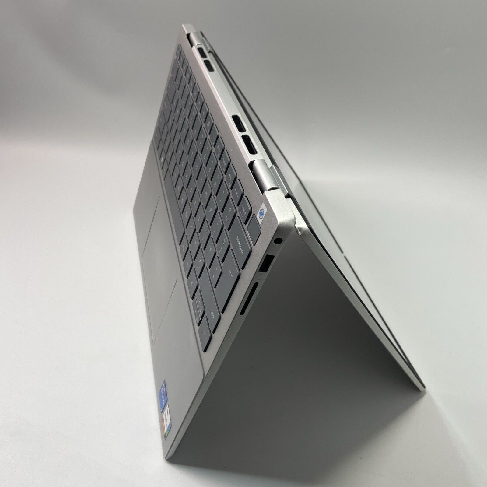 DELL Inspiron 14 7420 2-in-1 Laptop – Core i7-1255U 16GB RAM 512GB SSD Win 11