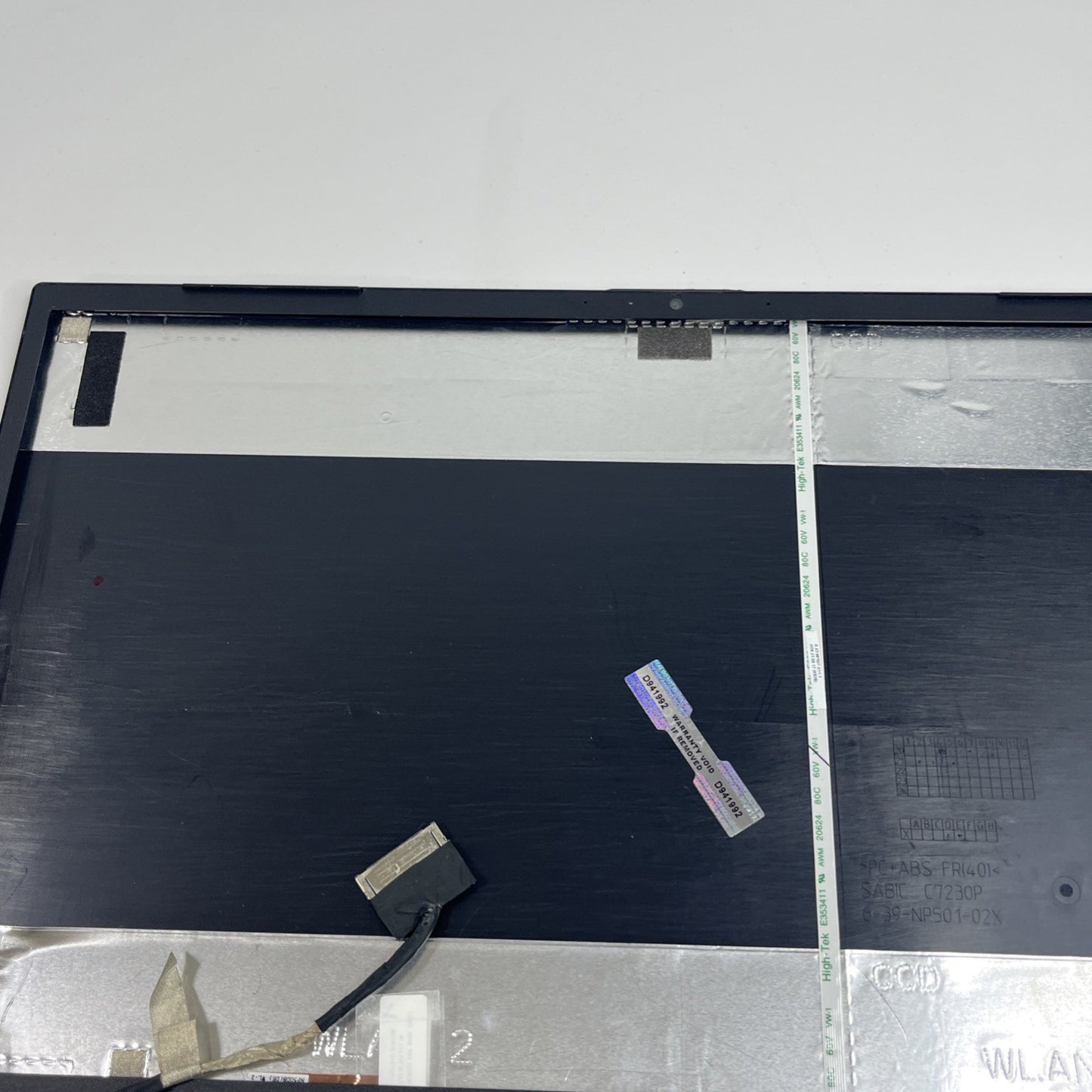 Genuine Black Medion Erazer E10  Top Lid ,webcam & Bezel Grade A NP501
