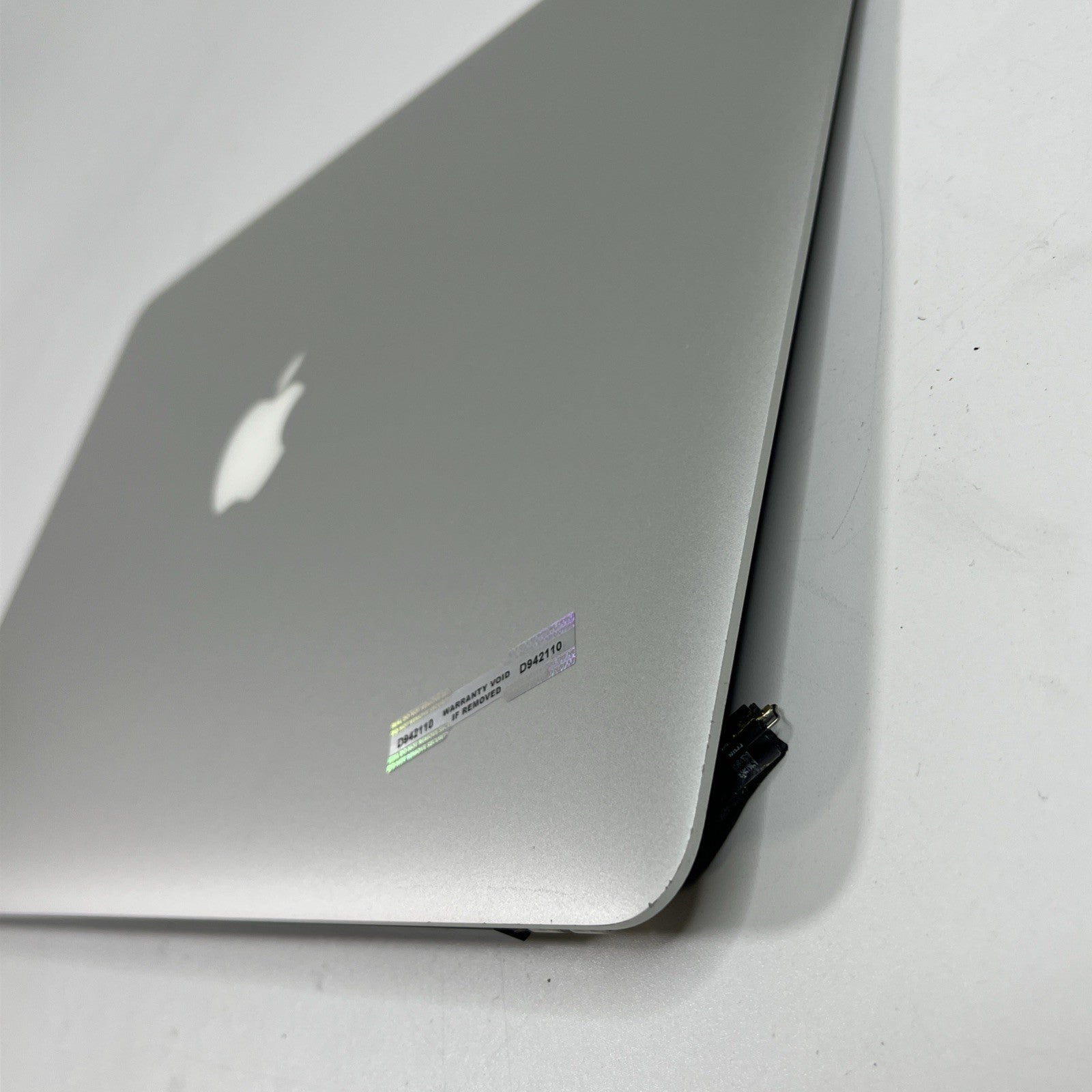 MacBook Pro A1398 15" LCD Screen Assembly Late Mid 2014. Little Bit Of Discolour