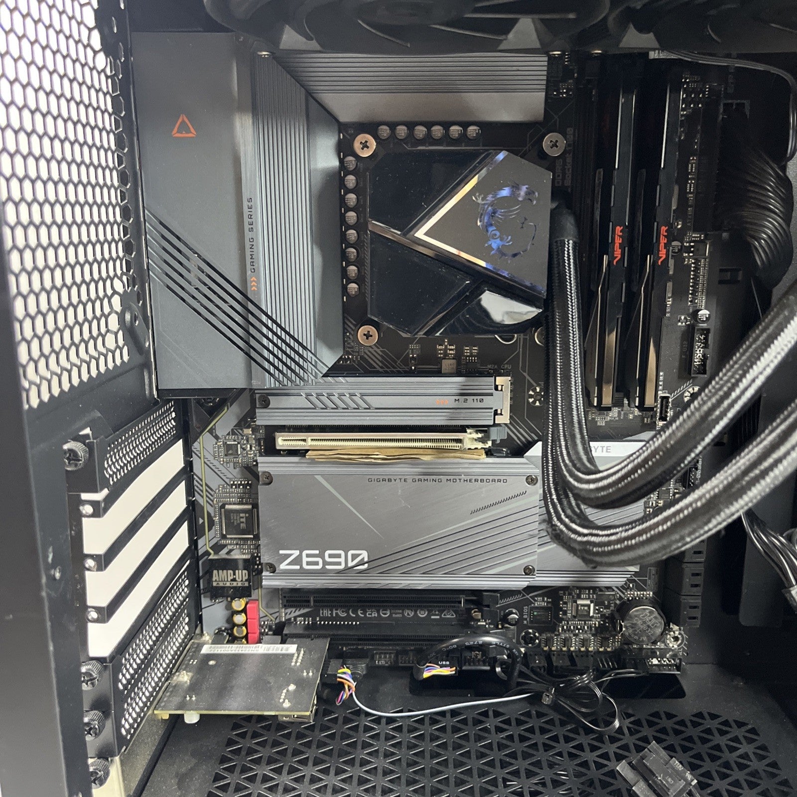 BE QUITE! Gaming PC i7-13700KF 32GB RAM 1TB SSD Gigabyte MB Z690 Gaming X