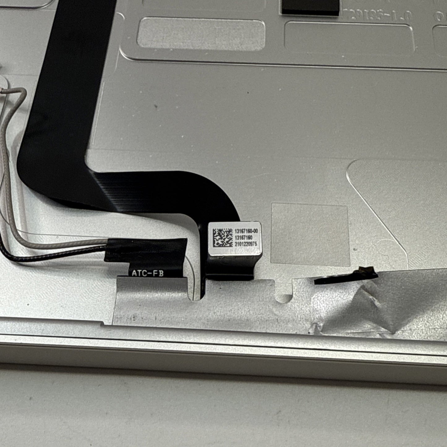 Razer Book 13 RZ09-0357 Top Lid Rear cover (No Screen cable) Silver 13141553