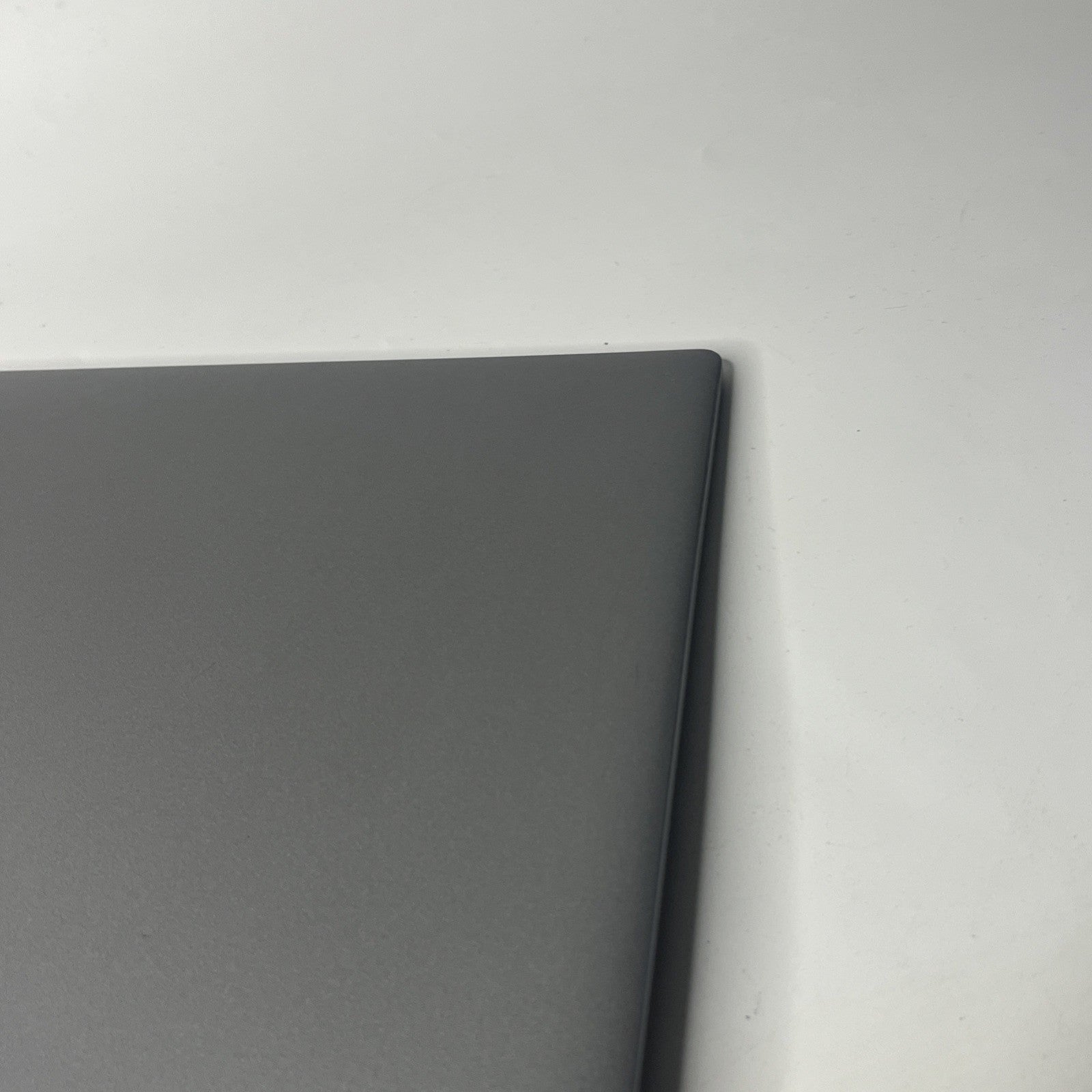 For Dell Latitude 5530 Top Lid And Bezel Genuine 0DH2NW