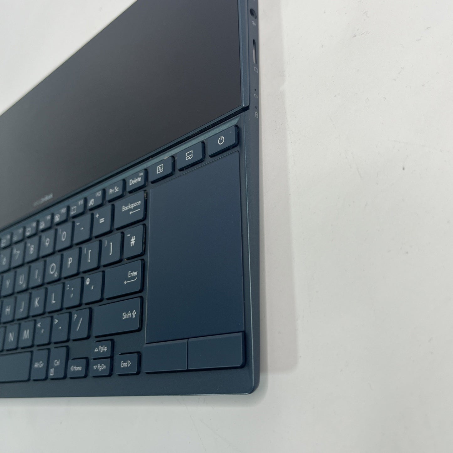 Asus Zenbook UX482EAR Palmrest Cover & Small Screen Touchpad UK 13N1-BVA0C01