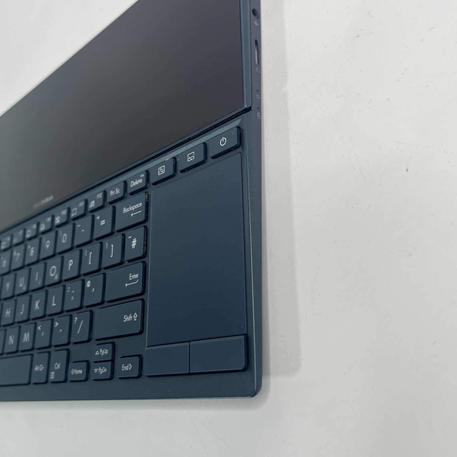 Asus Zenbook UX482EAR Palmrest Cover & Small Screen Touchpad UK 13N1-BVA0C01