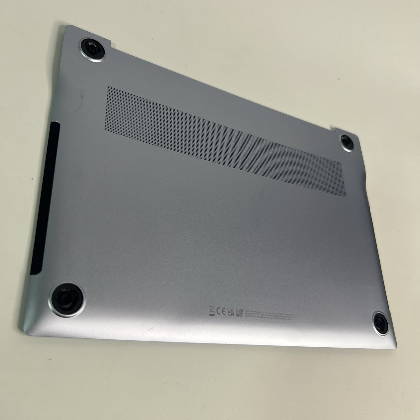 Samsung Galaxy Book 4 Edge NP940XMA Bottom Base Cover – Grade B 