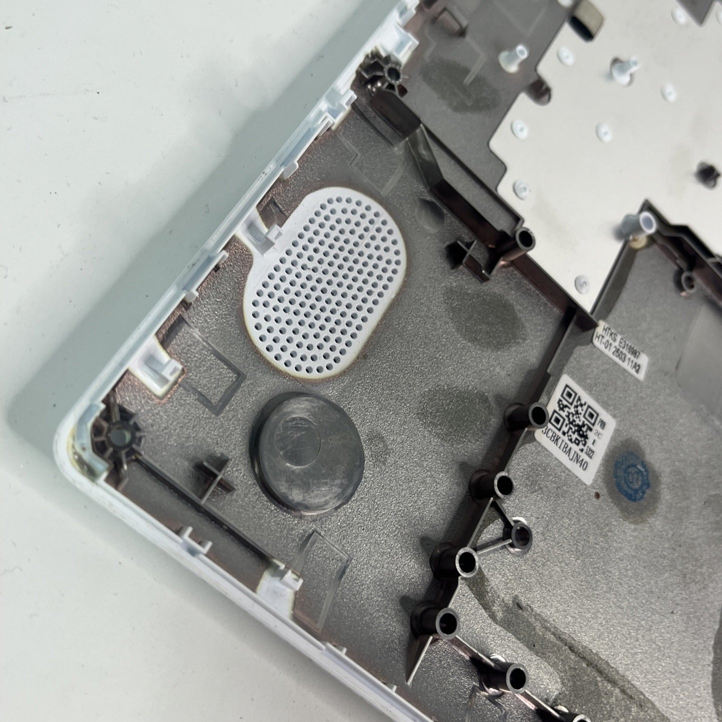 GENUINE Asus ,E410K Bottom Base Chassis Cover White 3CBKWBAJN40. #G A