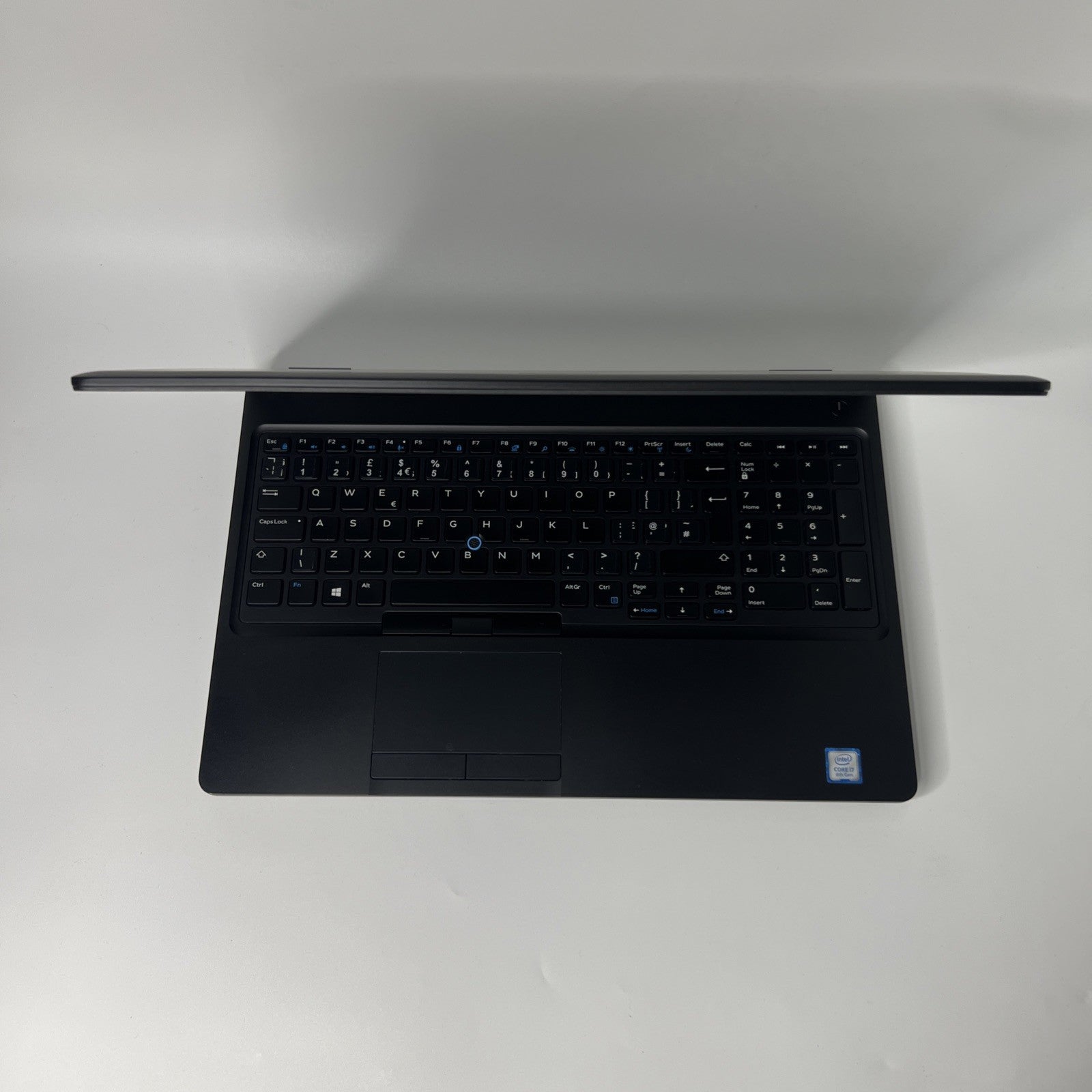 Dell Latitude 5590 Intel Core  i7-8650U 16Gb 512Gb SSD FHD Windows 11 Pro Laptop