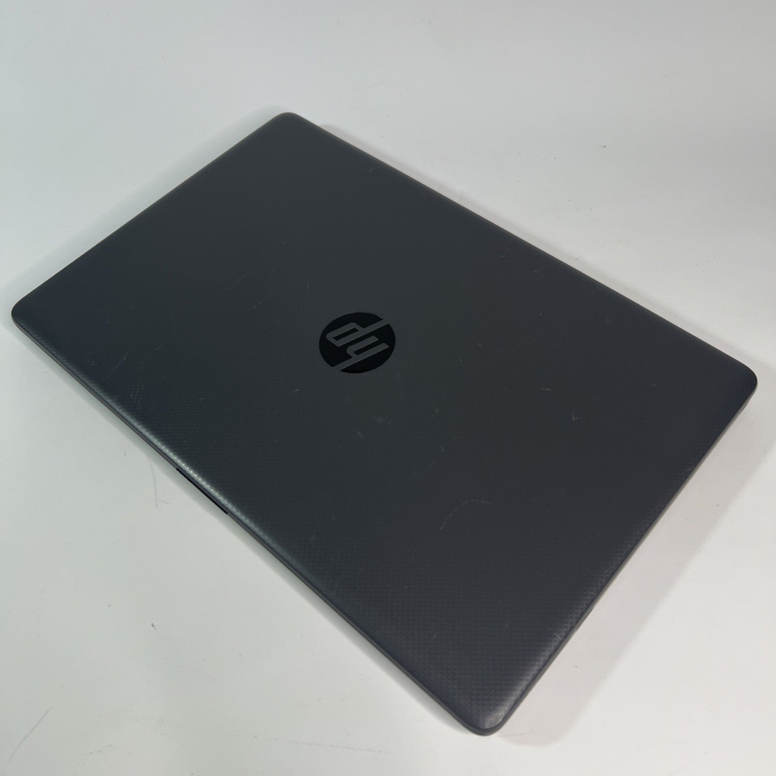 HP Notebook 255 G7 Ryzen 5-3500U 8GB RAM 256GB SSD Windows 11 Laptop.