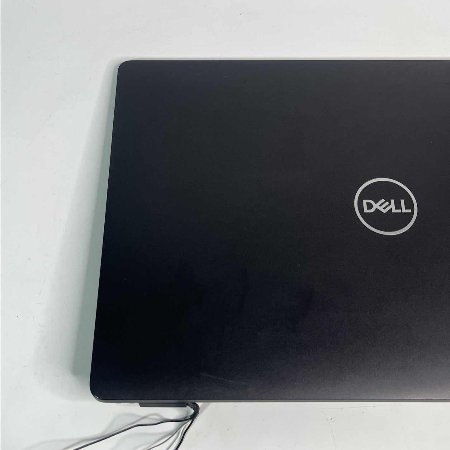 Genuine DELL LATITUDE 5500 15.6"  Complete Top Assembly.bezel bit Cracked