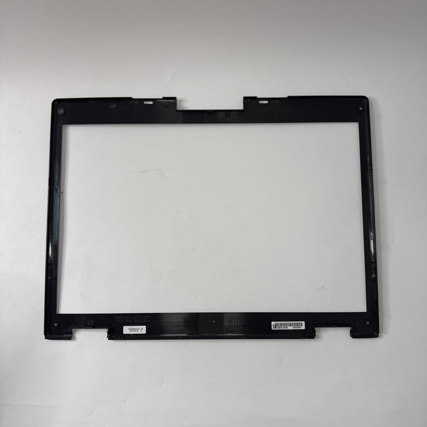 Genuine Acer Screen Bezel 60.ABHV5.008 AP008002300