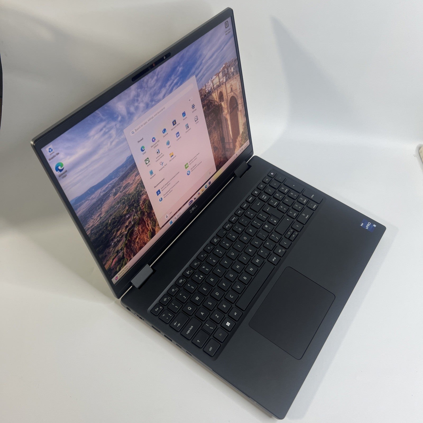 Dell Precision 7670 Mobile Workstation i7-12850HX 32GB RAM 512GB SSD RTX A2000